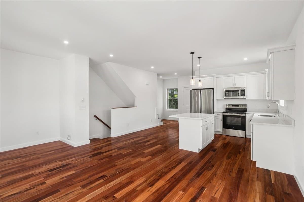 Condominium at 11 Stone Street # D, Providence RI 02904, Providence, photo 6 of 29