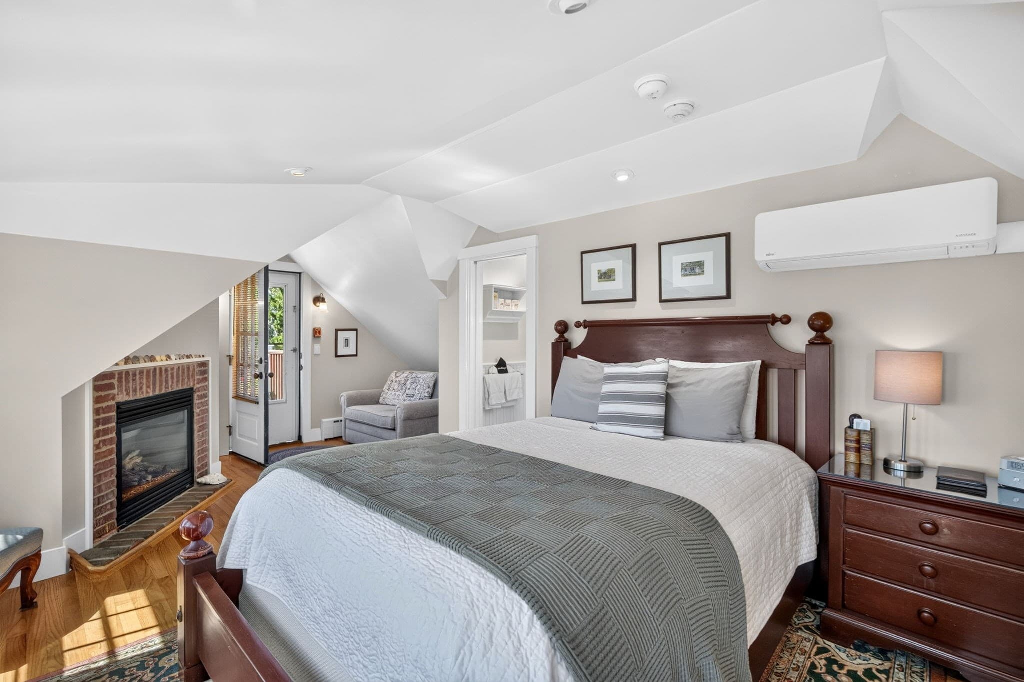 Single Family Residence at 14 Court Street, Provincetown MA 02657, Provincetown, photo 28 of 42