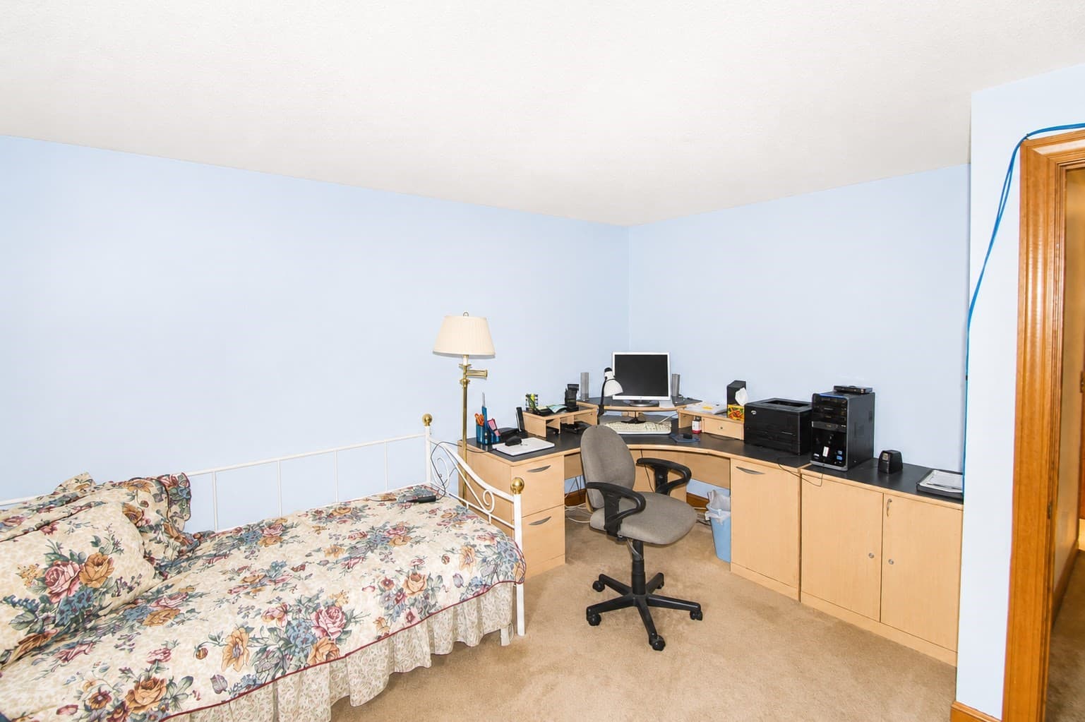 Single Family Residence at 125 Boxwood Ln, Bridgewater MA 02324, Bridgewater, photo 25 of 32