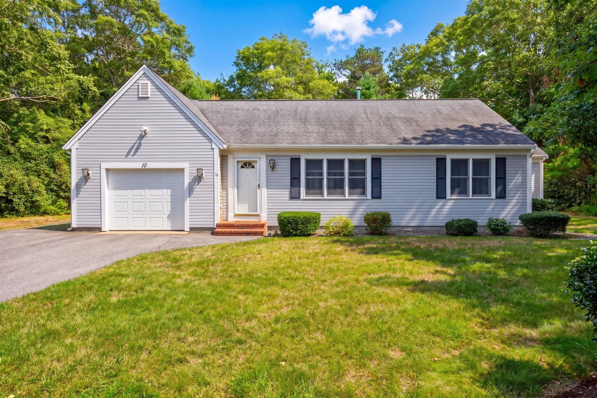 10 Spinnaker Street, Sandwich MA 02563