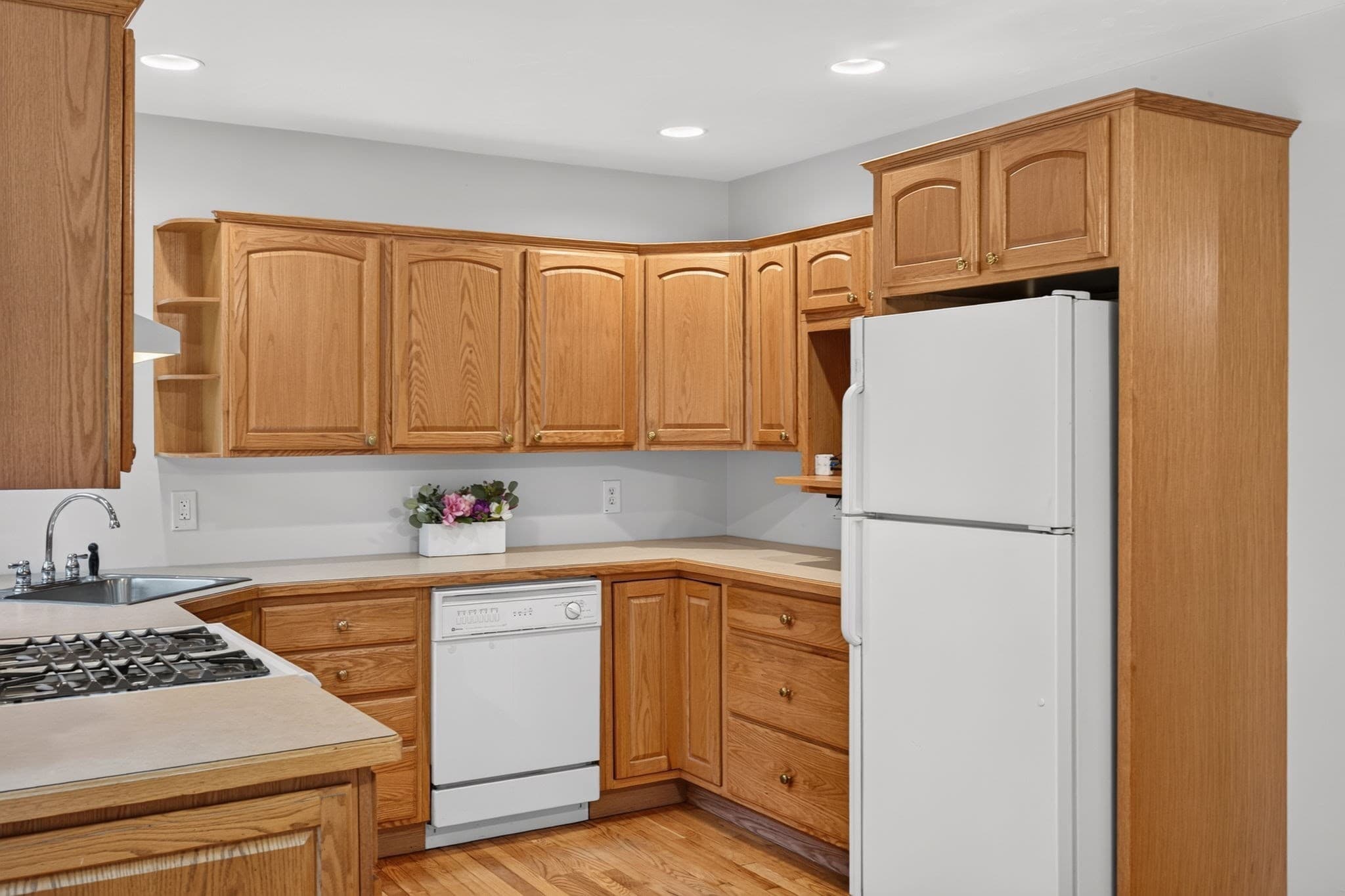 Single Family Residence at 10 Spinnaker Street, Sandwich MA 02563, Sandwich, photo 10 of 35
