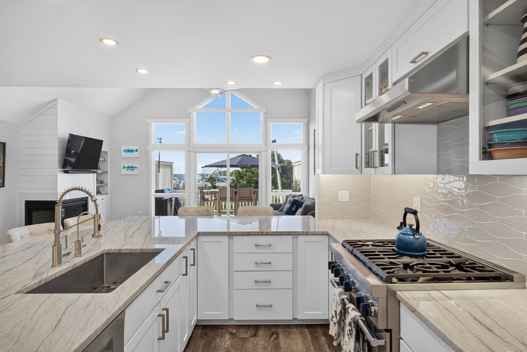Condominium at 9 Keel De Sac # 9, Falmouth MA 02540, Falmouth, photo 10 of 38