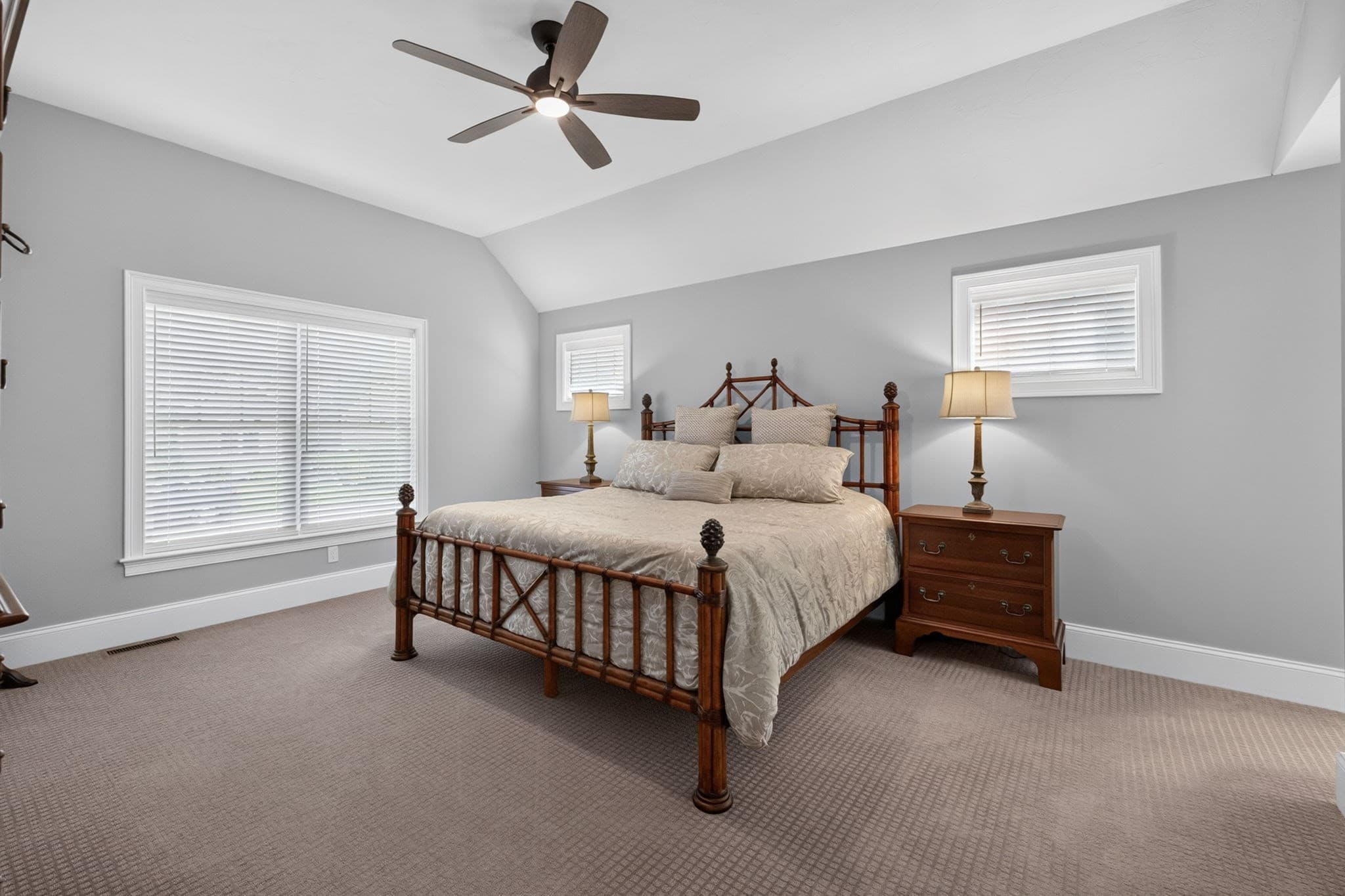 Single Family Residence at 2 Hybrid Dr, Lakeville MA 02347, Lakeville, photo 17 of 34