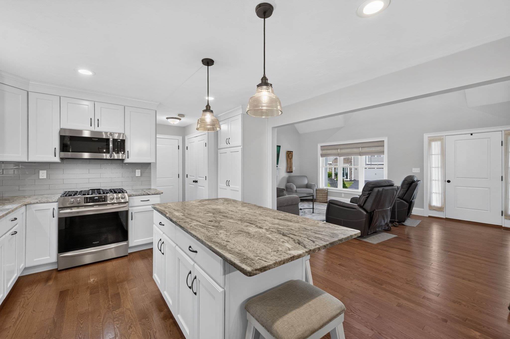 Single Family Residence at 2 Hybrid Dr, Lakeville MA 02347, Lakeville, photo 7 of 34
