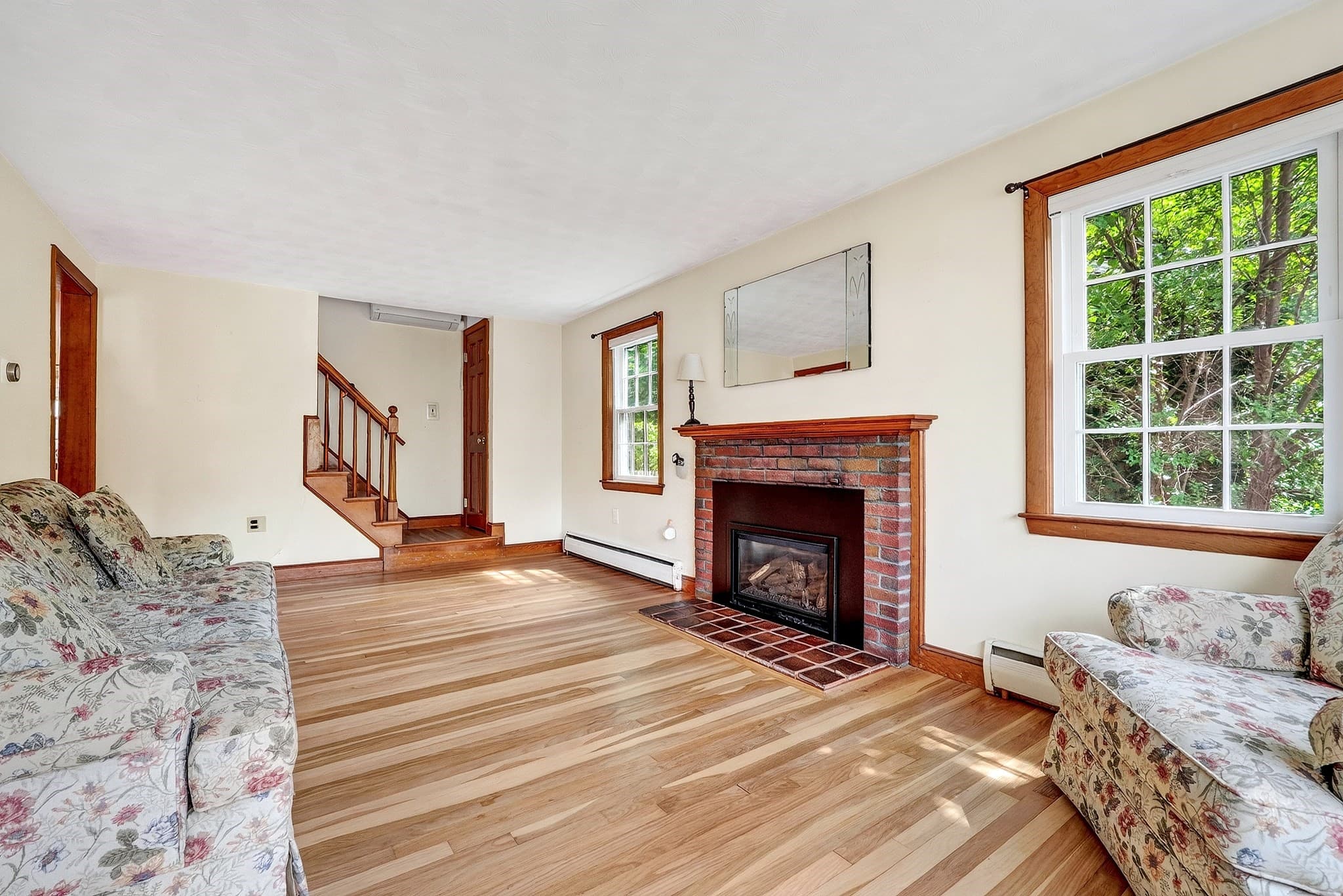 Single Family Residence at 14 Centre Lane, Boston MA 02132, Boston, photo 5 of 37