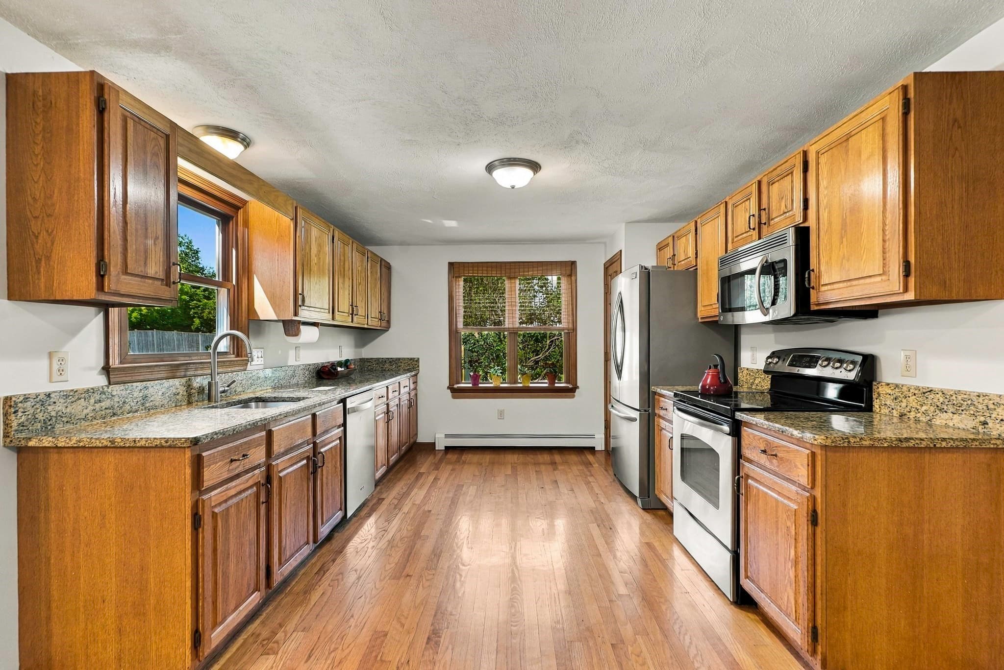 Single Family Residence at 4 Florence Cir, Upton MA 01568, Upton, photo 5 of 42