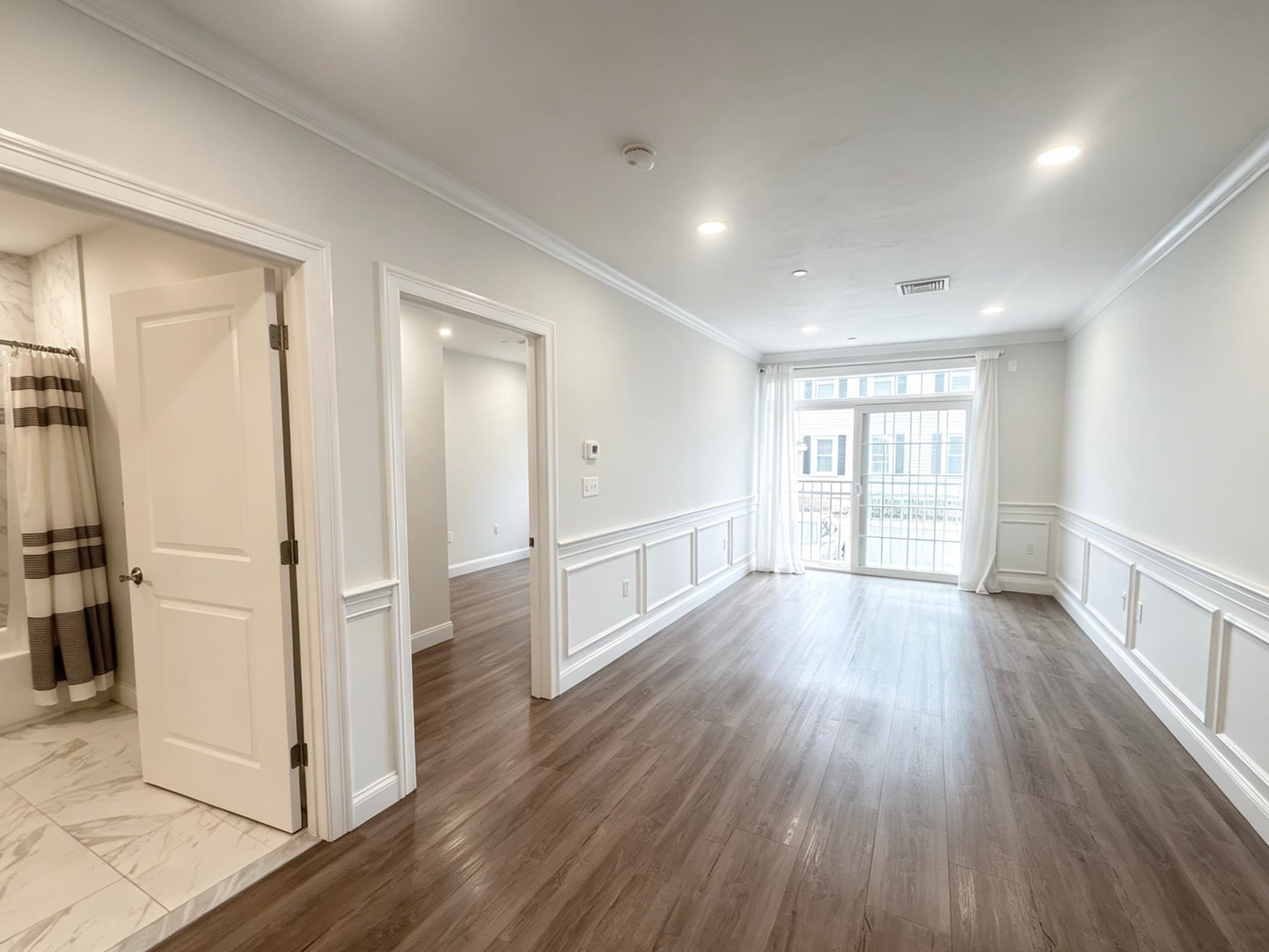Condominium at 320 Middlesex Ave # E104, Medford MA 02155, Medford, photo 6 of 12