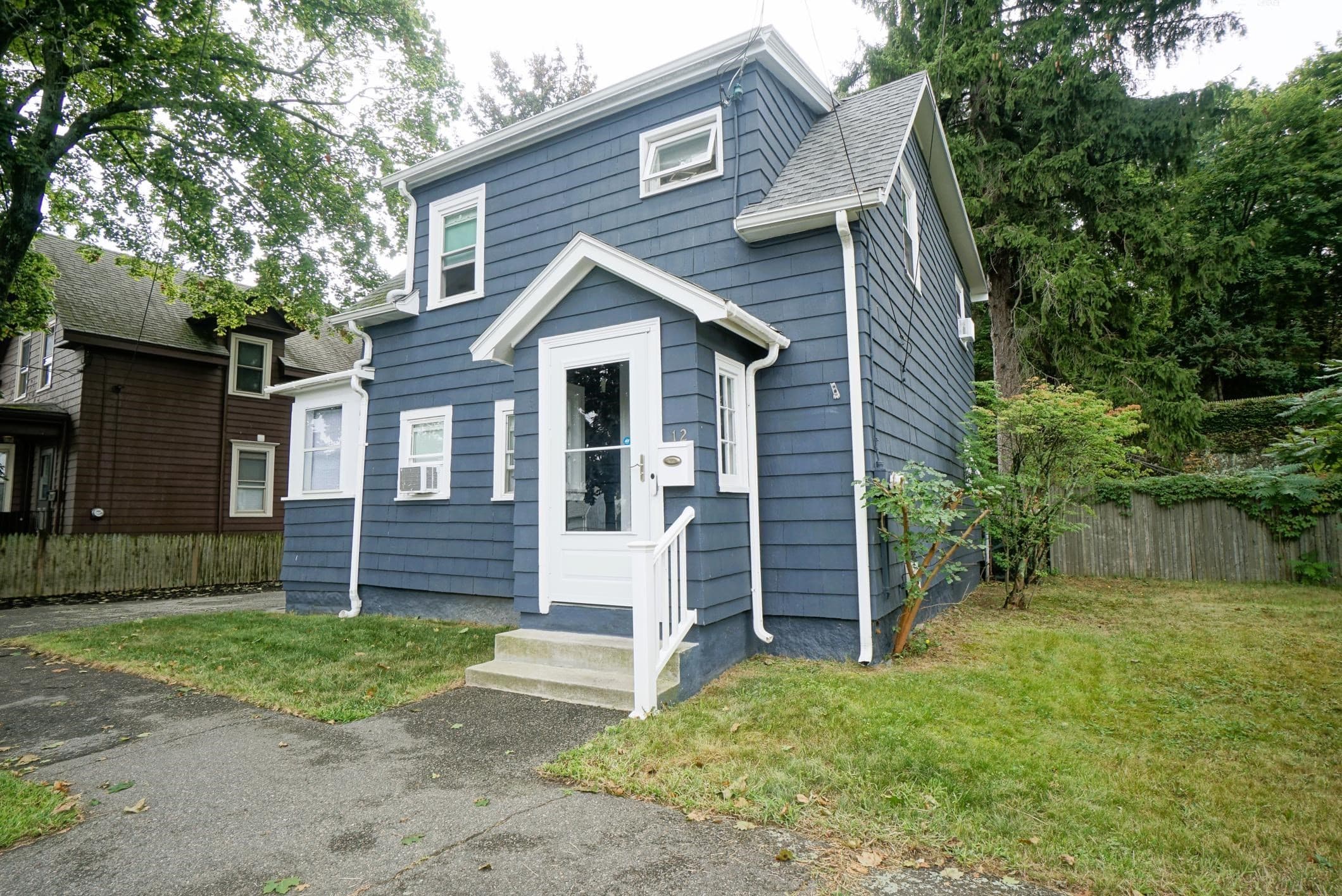 Single Family Residence at 12 Bailey St, Lynn MA 01904, Lynn, photo 2 of 42