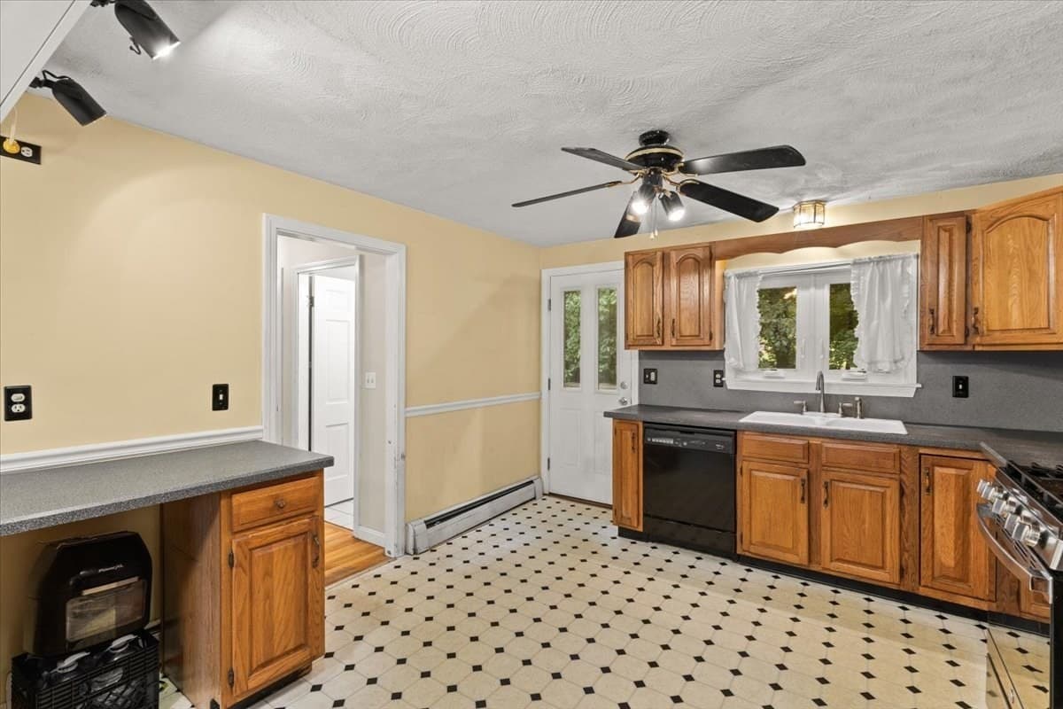 Single Family Residence at 67 Atkinson Drive, Bridgewater MA 02324, Bridgewater, photo 16 of 42