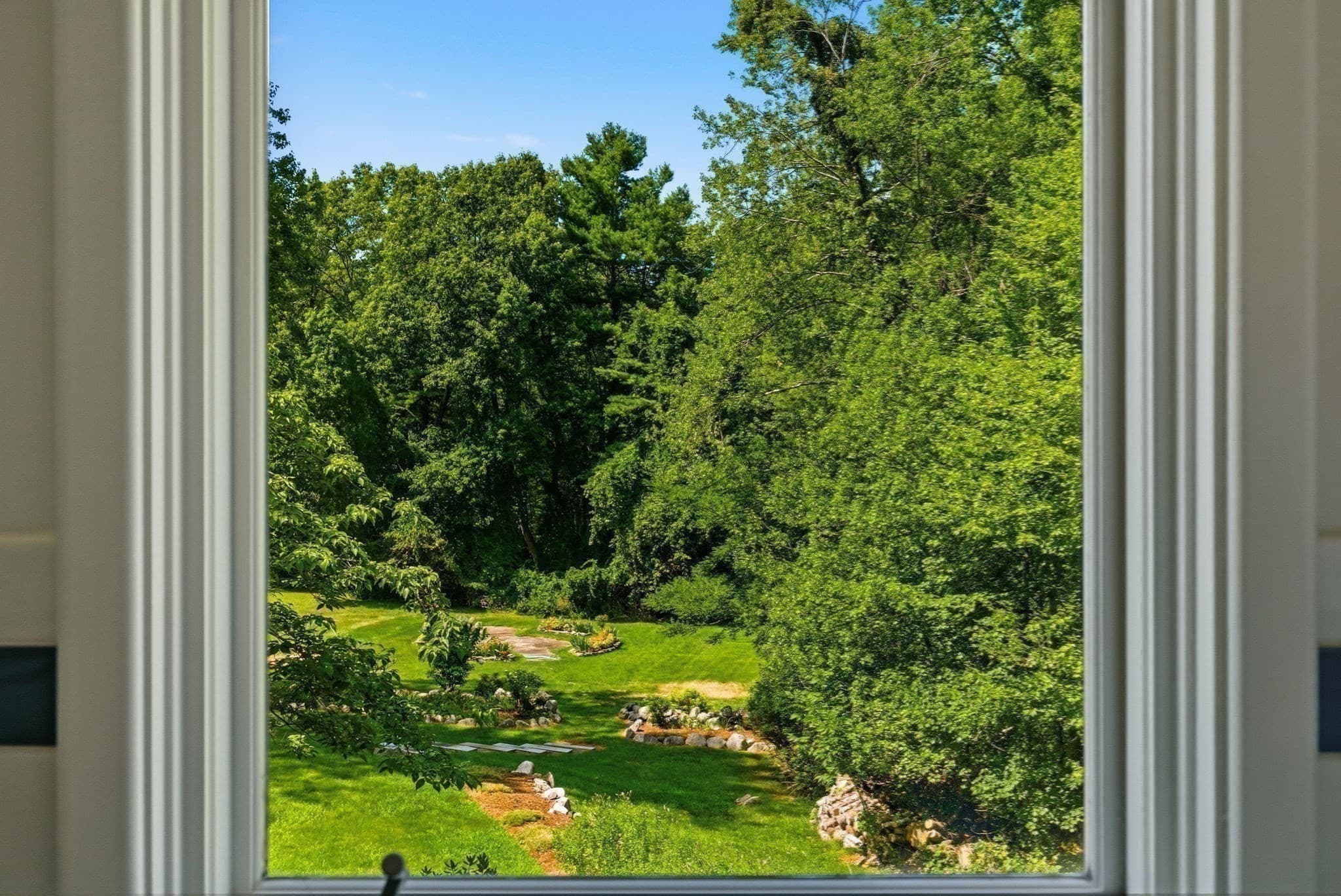 Single Family Residence at 126 Lexington Road, Lincoln MA 01773, Lincoln, photo 10 of 24