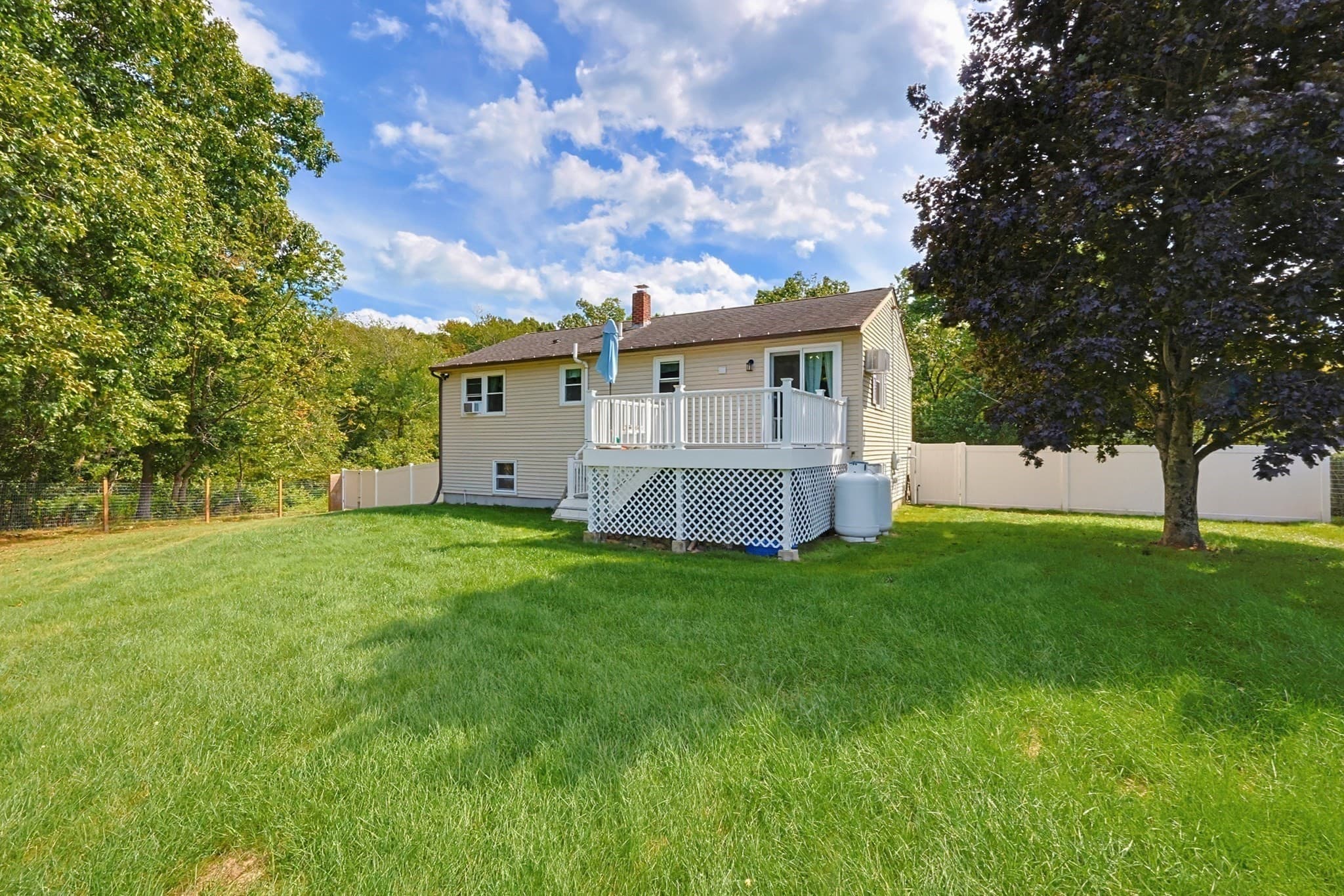 Single Family Residence at 450 Hartford Ave East, Uxbridge MA 01569, Uxbridge, photo 36 of 42