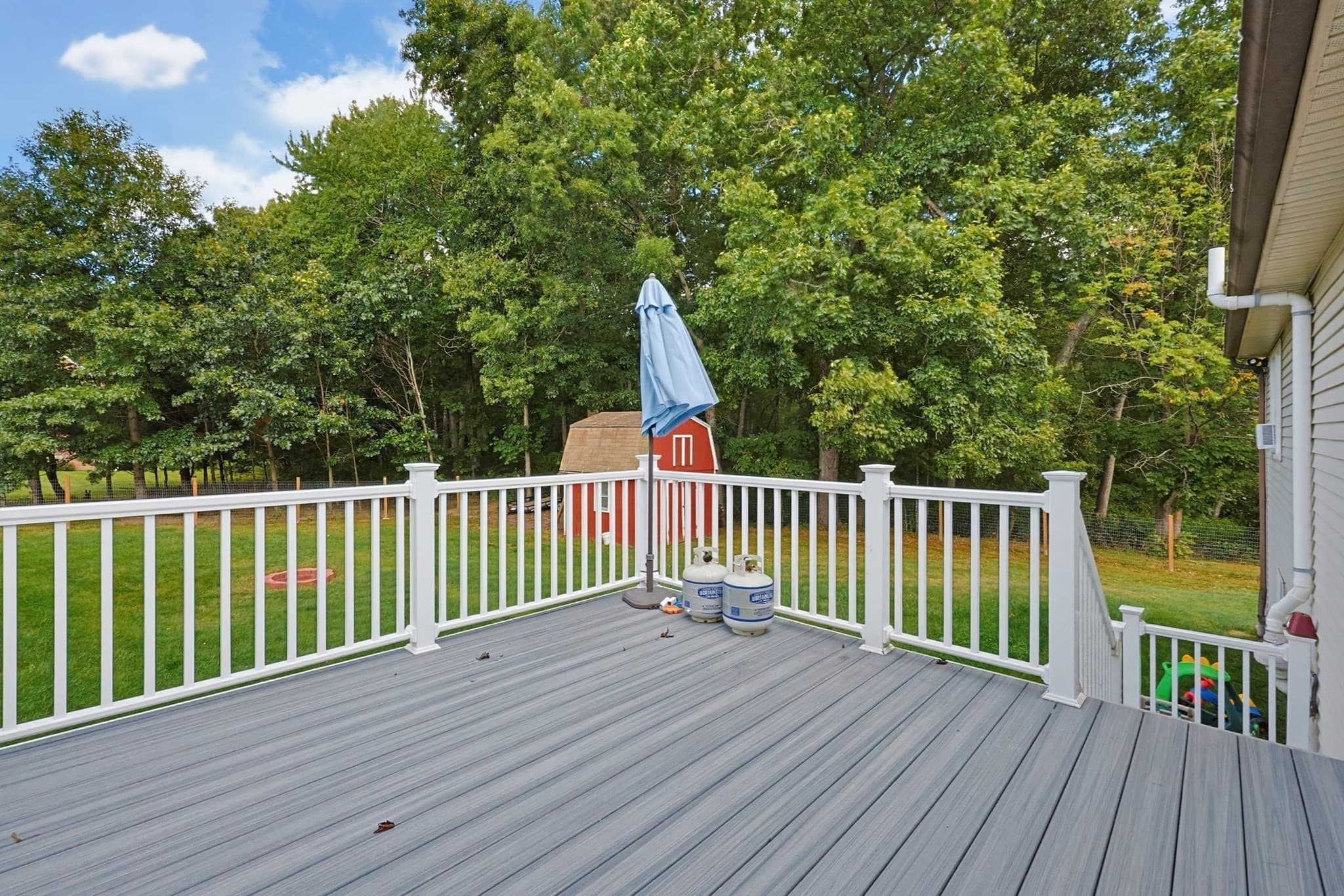 Single Family Residence at 450 Hartford Ave East, Uxbridge MA 01569, Uxbridge, photo 32 of 42