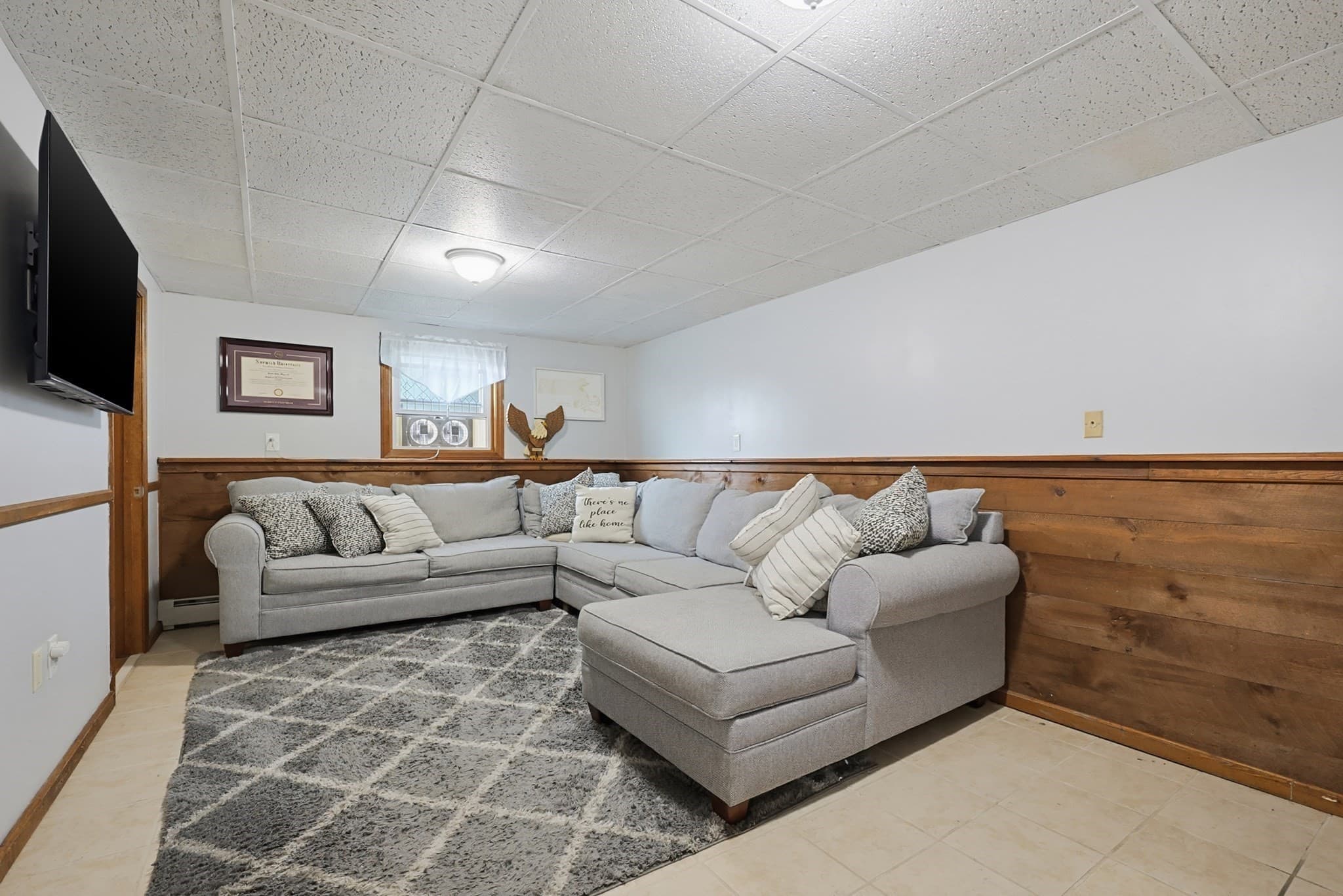 Single Family Residence at 450 Hartford Ave East, Uxbridge MA 01569, Uxbridge, photo 15 of 42