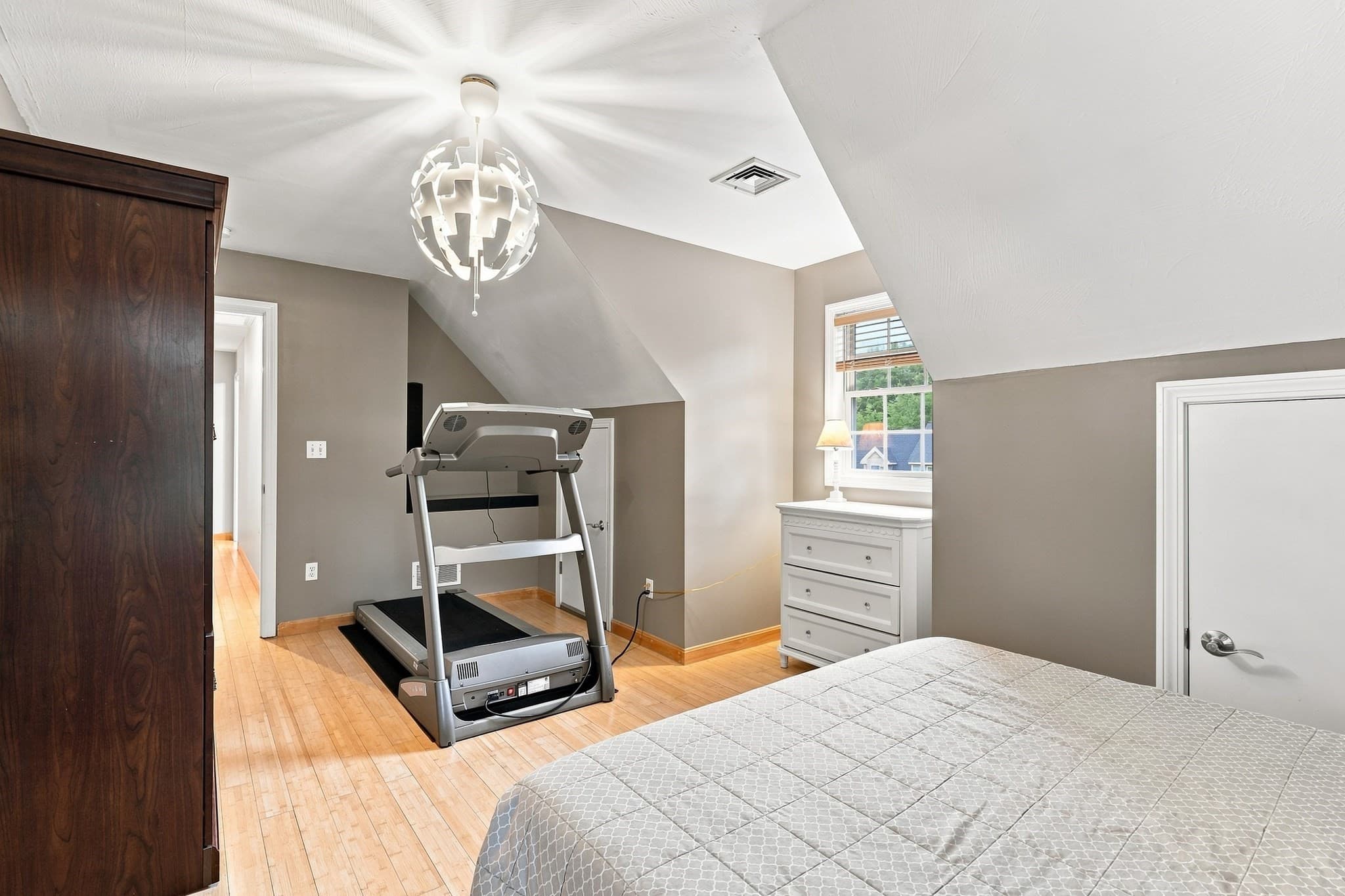 Condominium at 4 Oakes Circle # 4, Millbury MA 01527, Millbury, photo 25 of 32