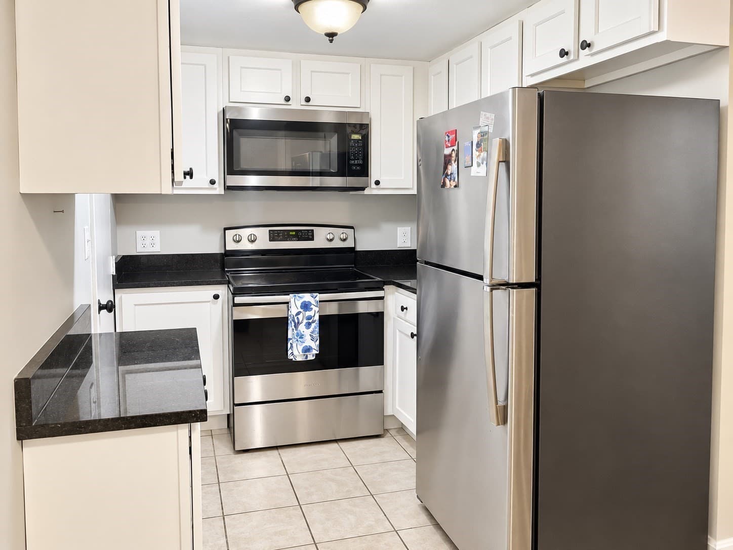 Condominium at 2 Tideview Path # 2, Plymouth MA 02360, Plymouth, photo 5 of 9
