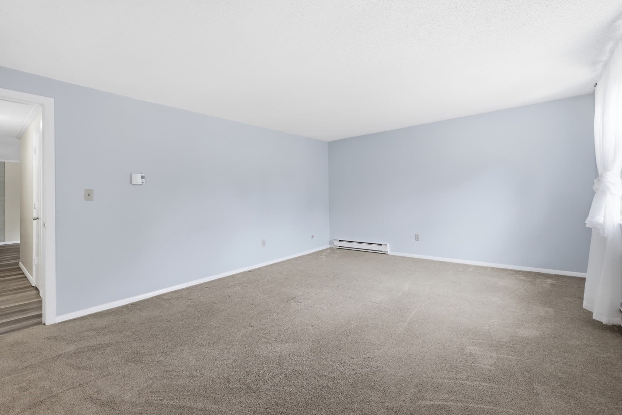 Condominium at 180 Main St (Building 5) # 5205, Bridgewater MA 02324, Bridgewater, photo 37 of 40