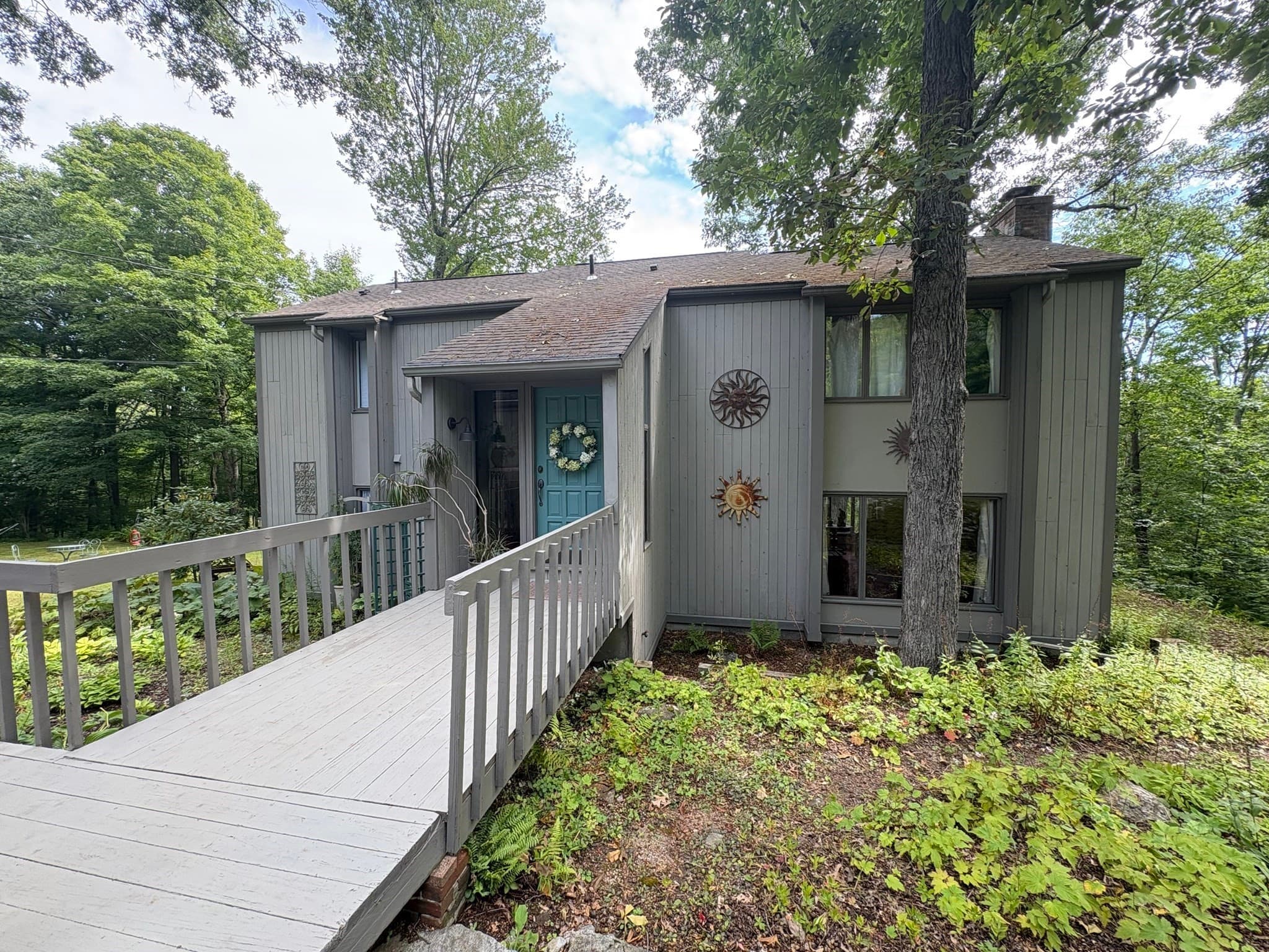 Single Family Residence at 450 Glendale Rd, Wilbraham MA 01095, Wilbraham, photo 2 of 39