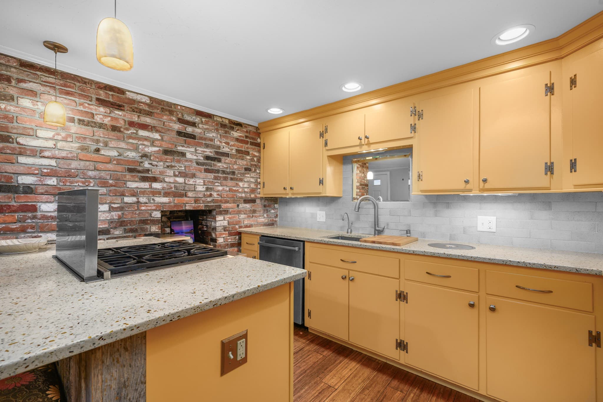 Single Family Residence at 62 Hillside Dr, Barnstable MA 02632, Barnstable, photo 15 of 42