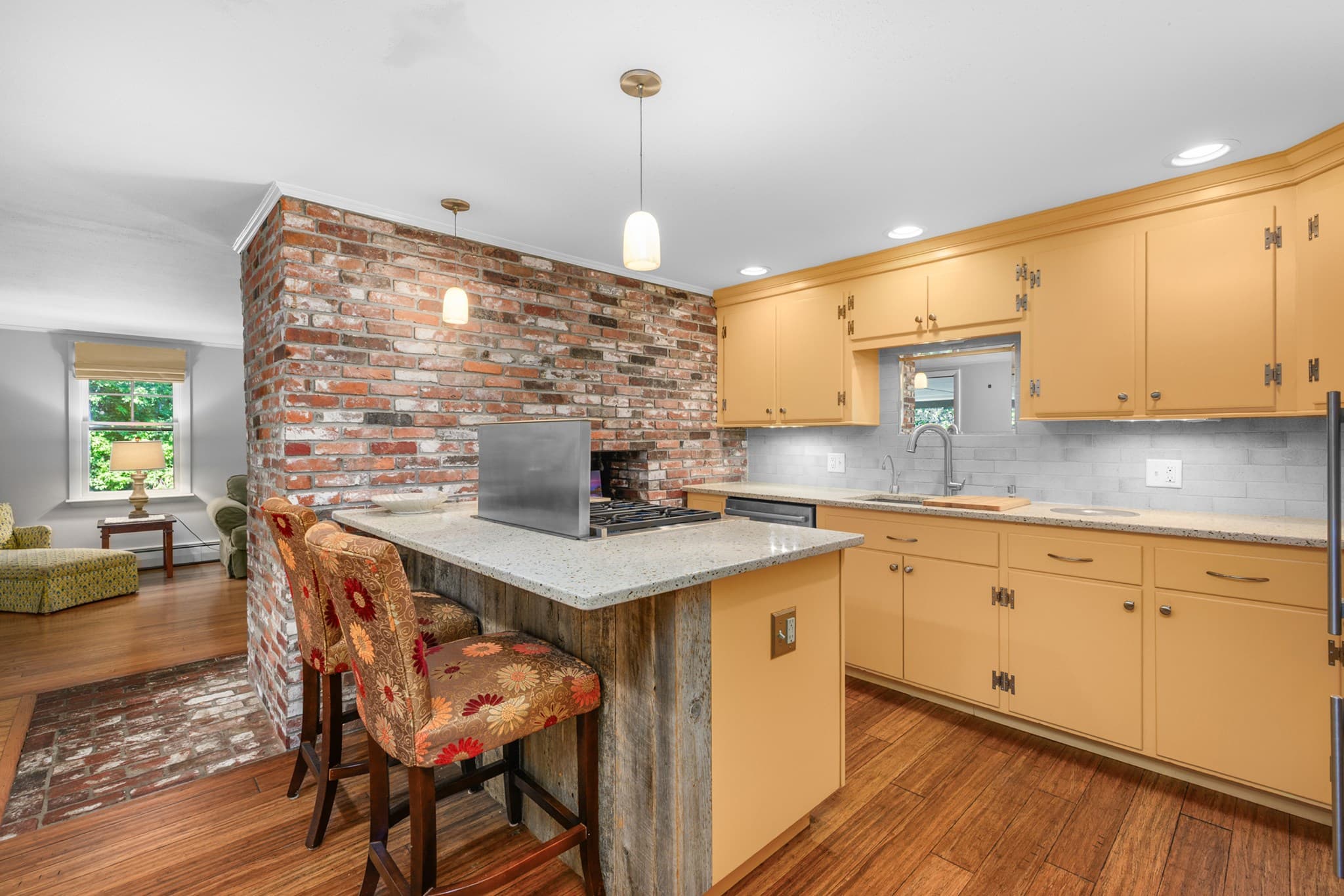 Single Family Residence at 62 Hillside Dr, Barnstable MA 02632, Barnstable, photo 11 of 42