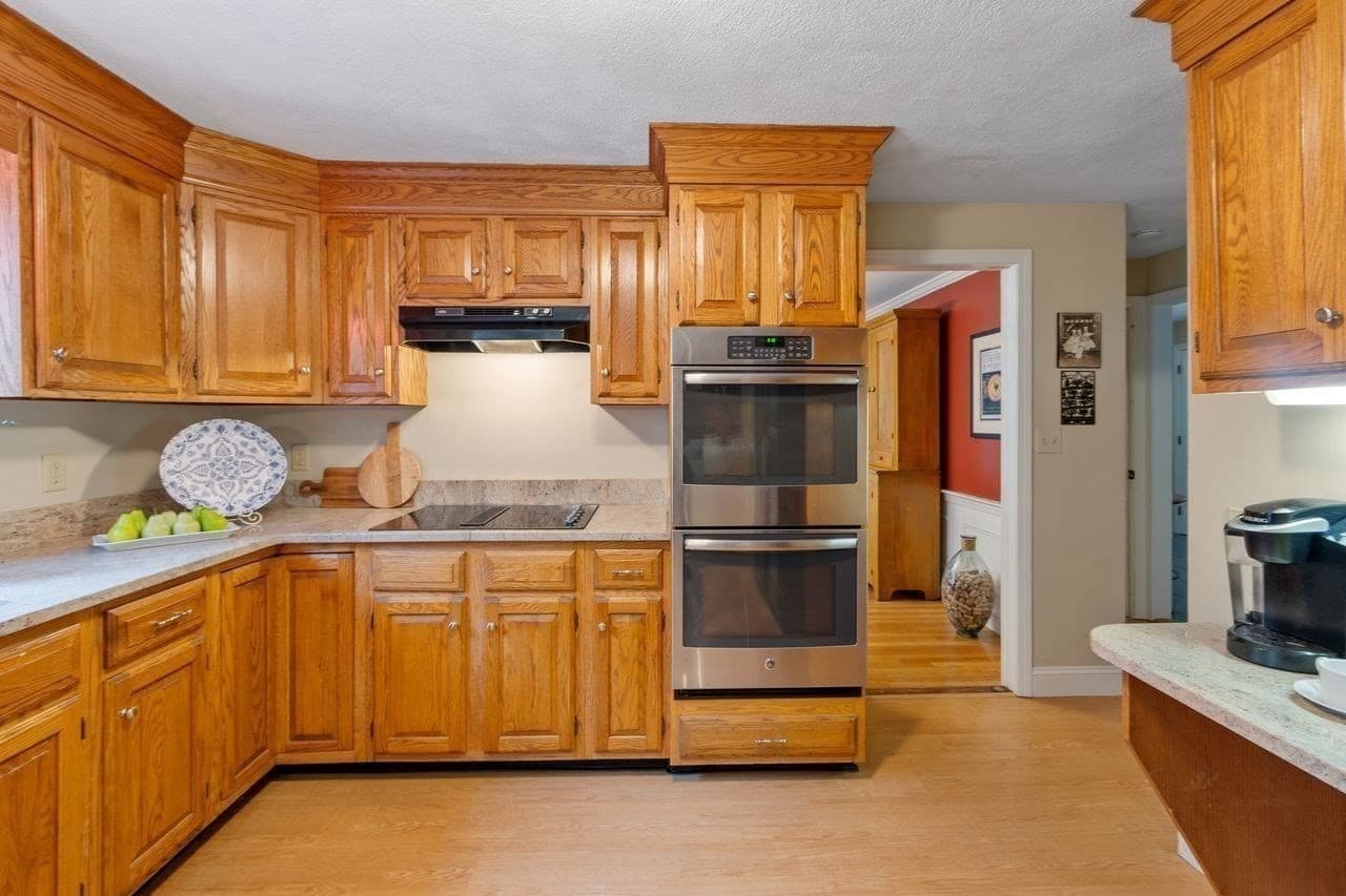 Single Family Residence at 56 Monteiro Way, North Andover MA 01845, North Andover, photo 6 of 41