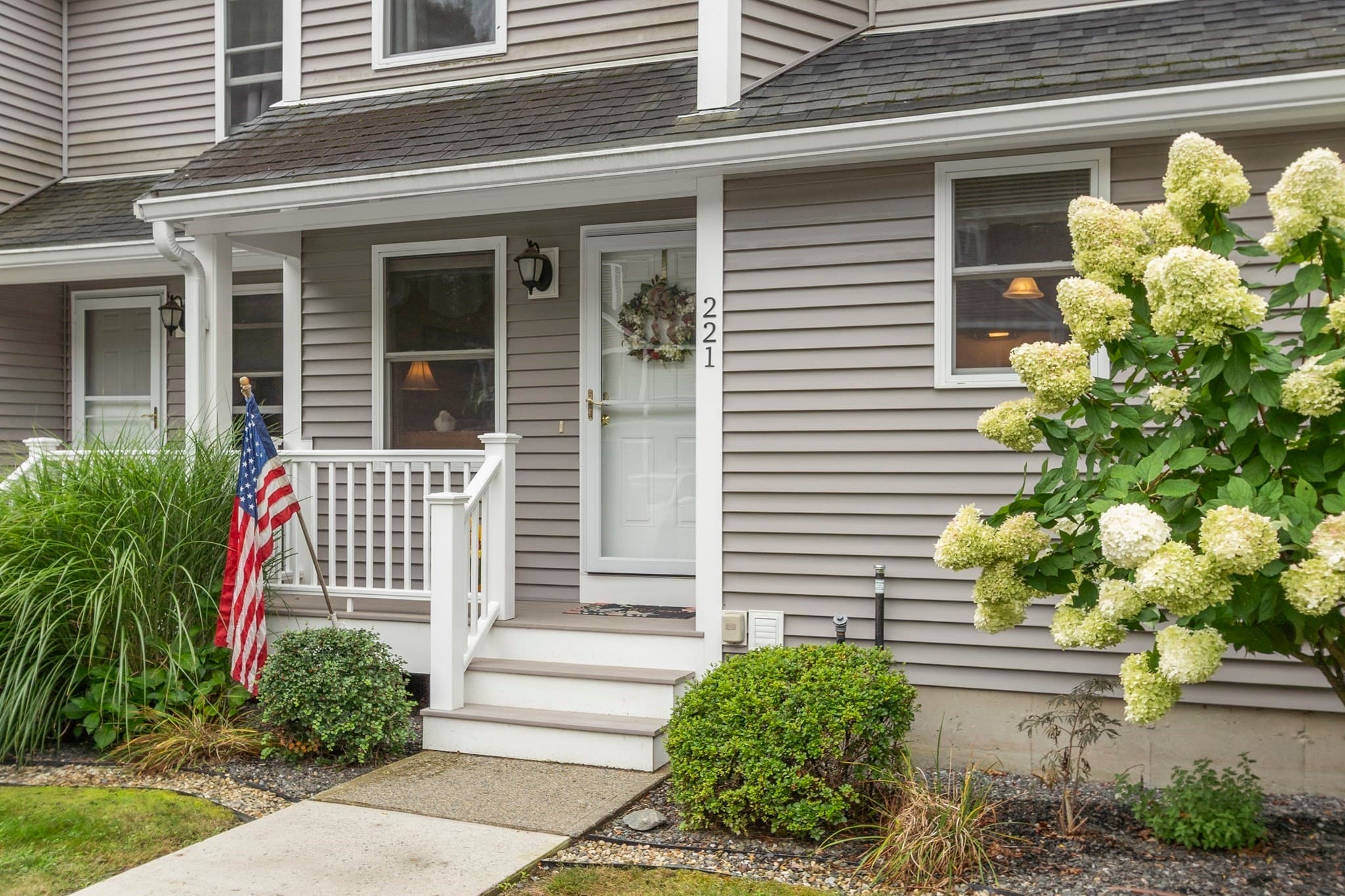 Condominium at 221 Bayberry Hill Ln # 221, Leominster MA 01453, Leominster, photo 2 of 35