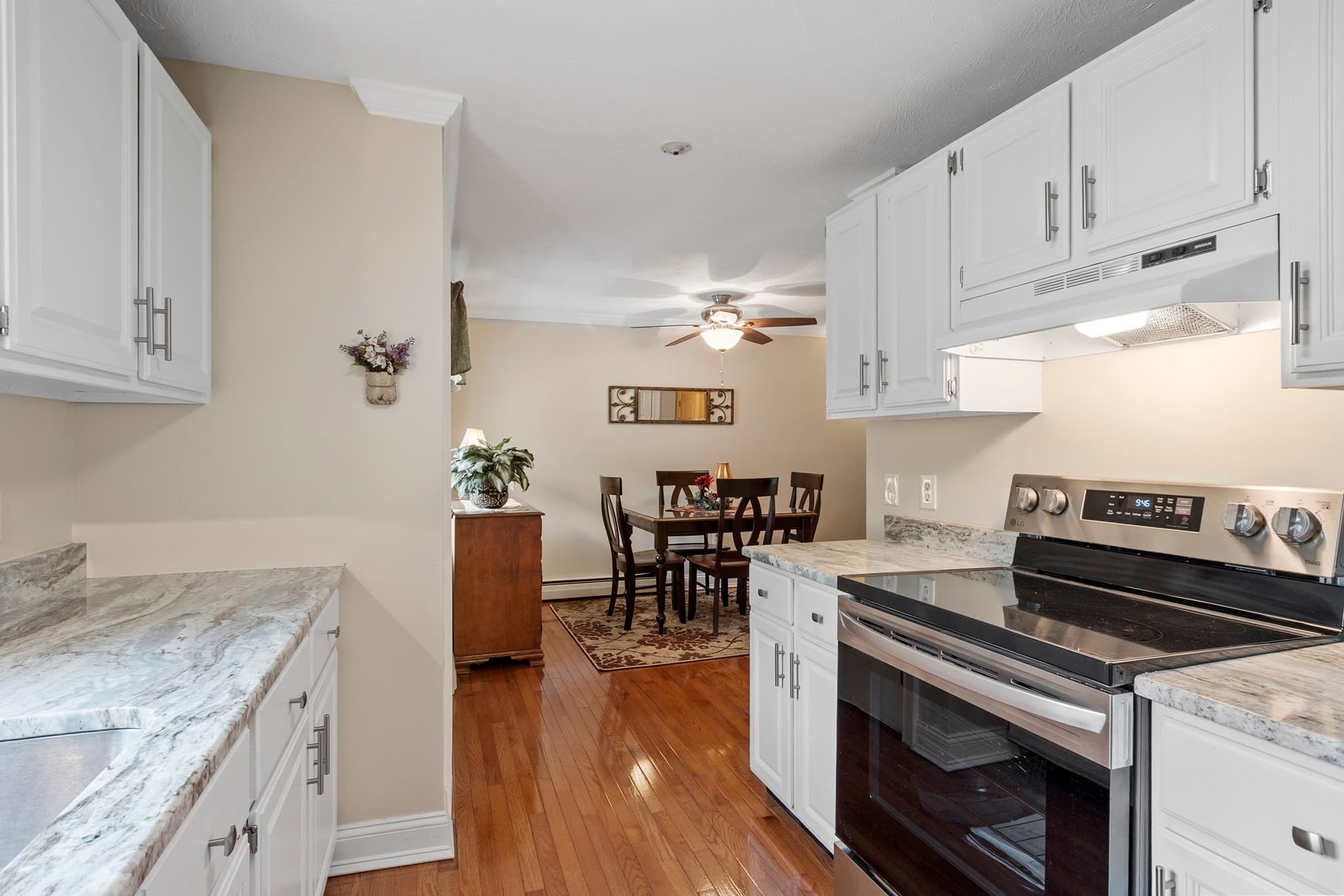 Condominium at 221 Bayberry Hill Ln # 221, Leominster MA 01453, Leominster, photo 5 of 35