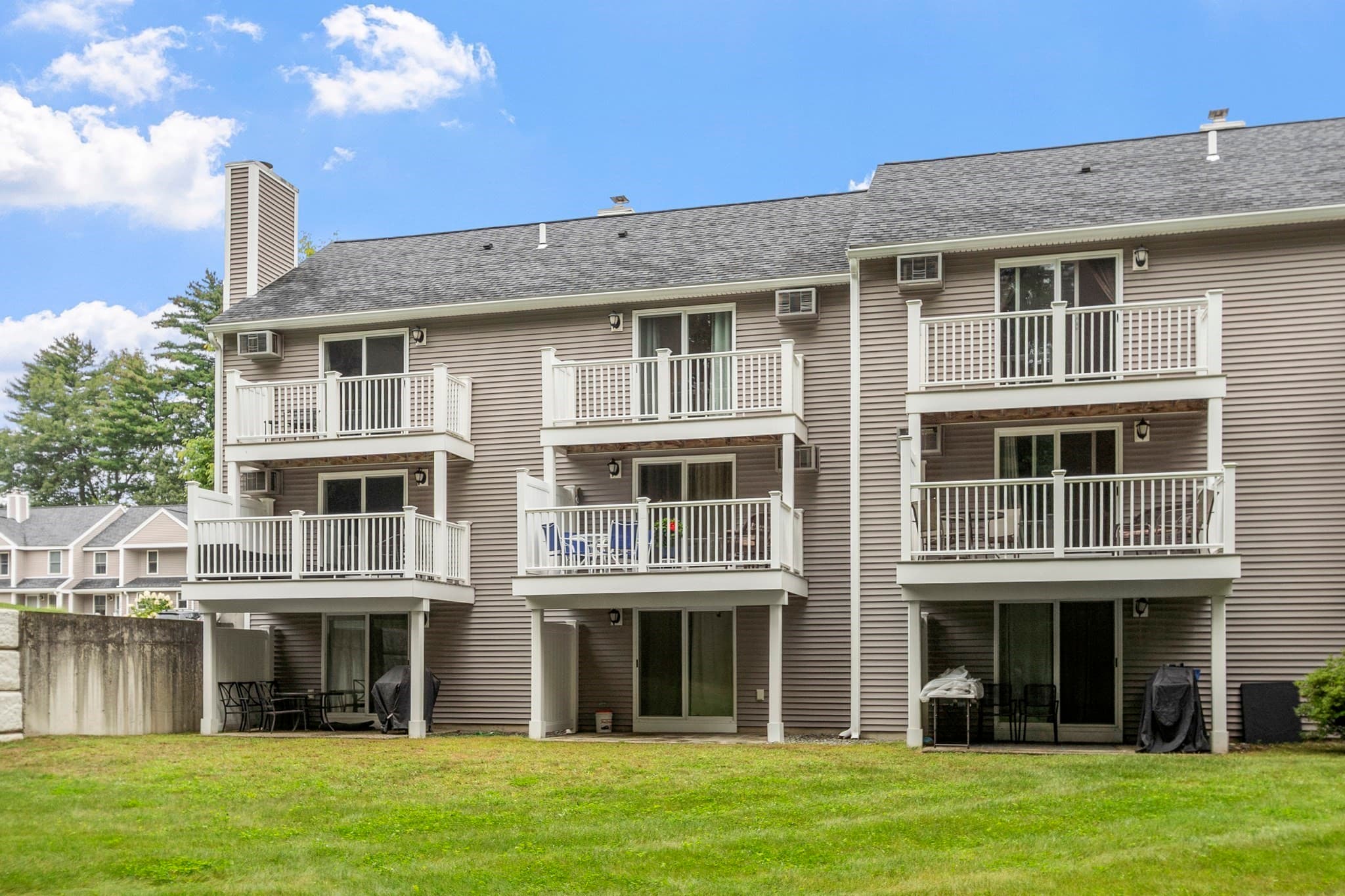 Condominium at 221 Bayberry Hill Ln # 221, Leominster MA 01453, Leominster, photo 35 of 35