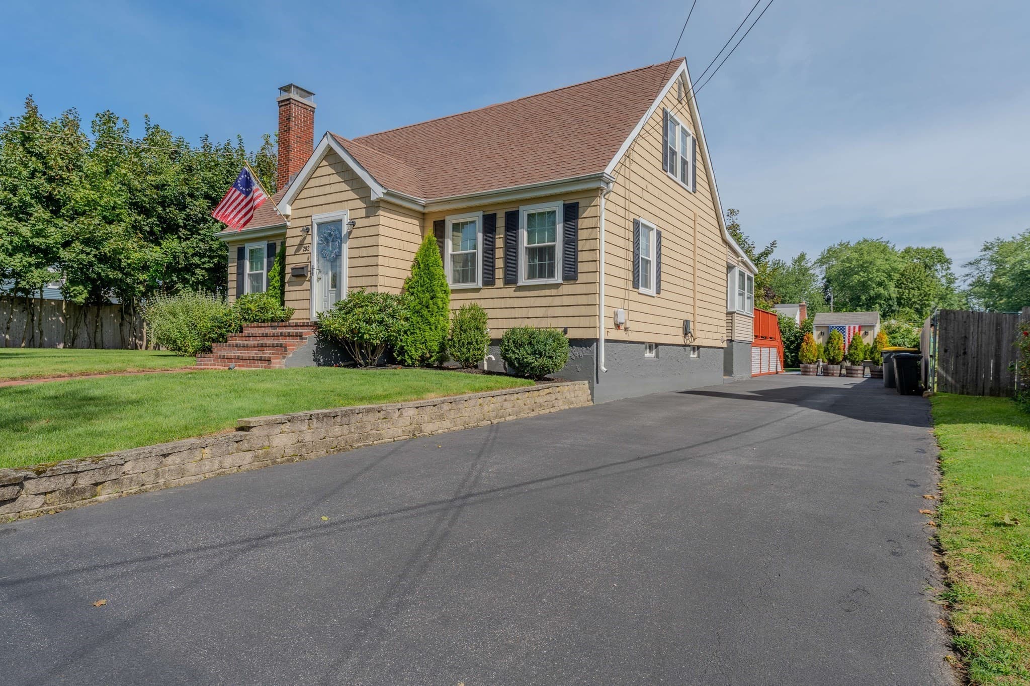 Single Family Residence at 282 Longhill Ave, Somerset MA 02726, Somerset, photo 2 of 35