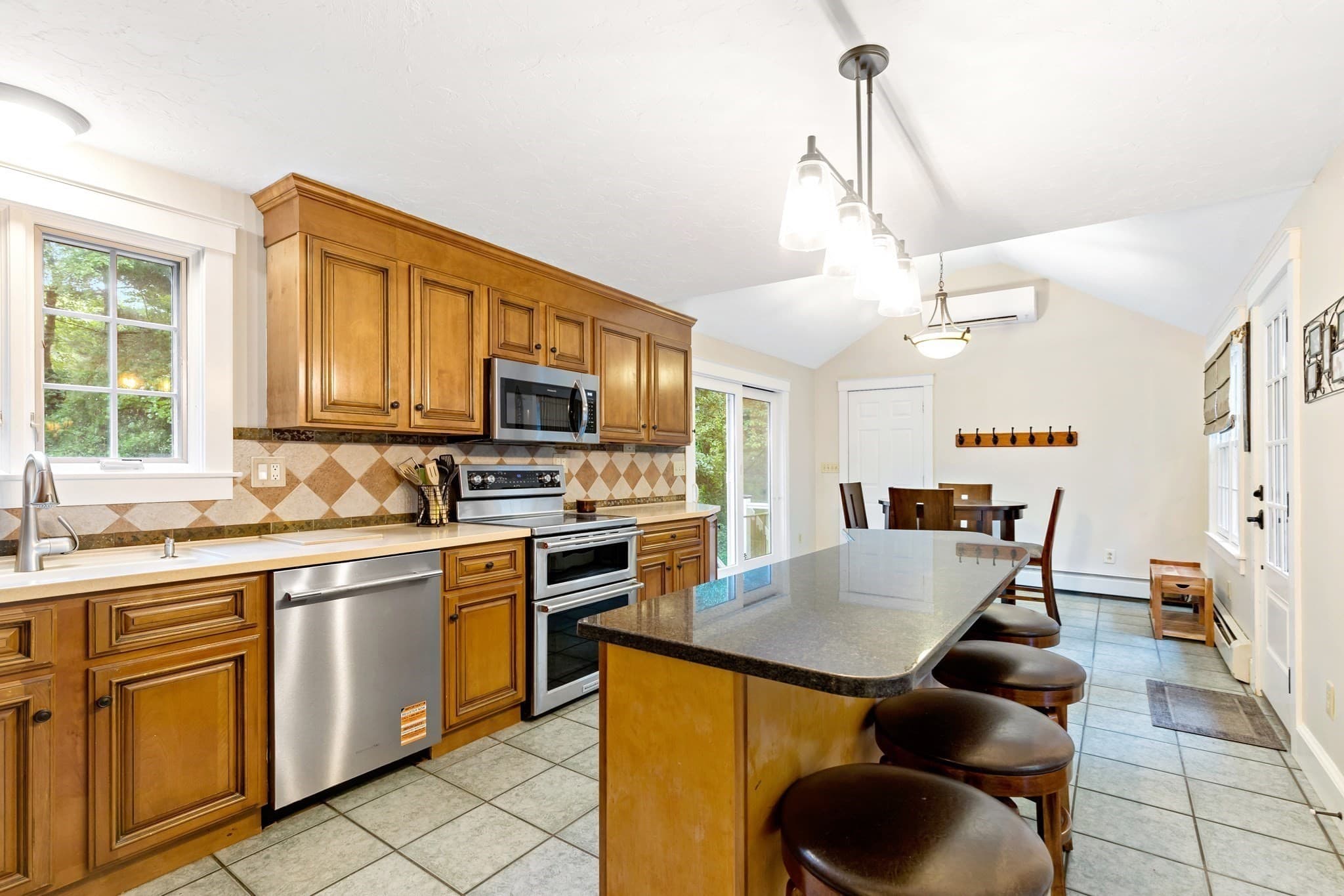 Single Family Residence at 18 Dinahs Way, Wareham MA 02571, Wareham, photo 7 of 42