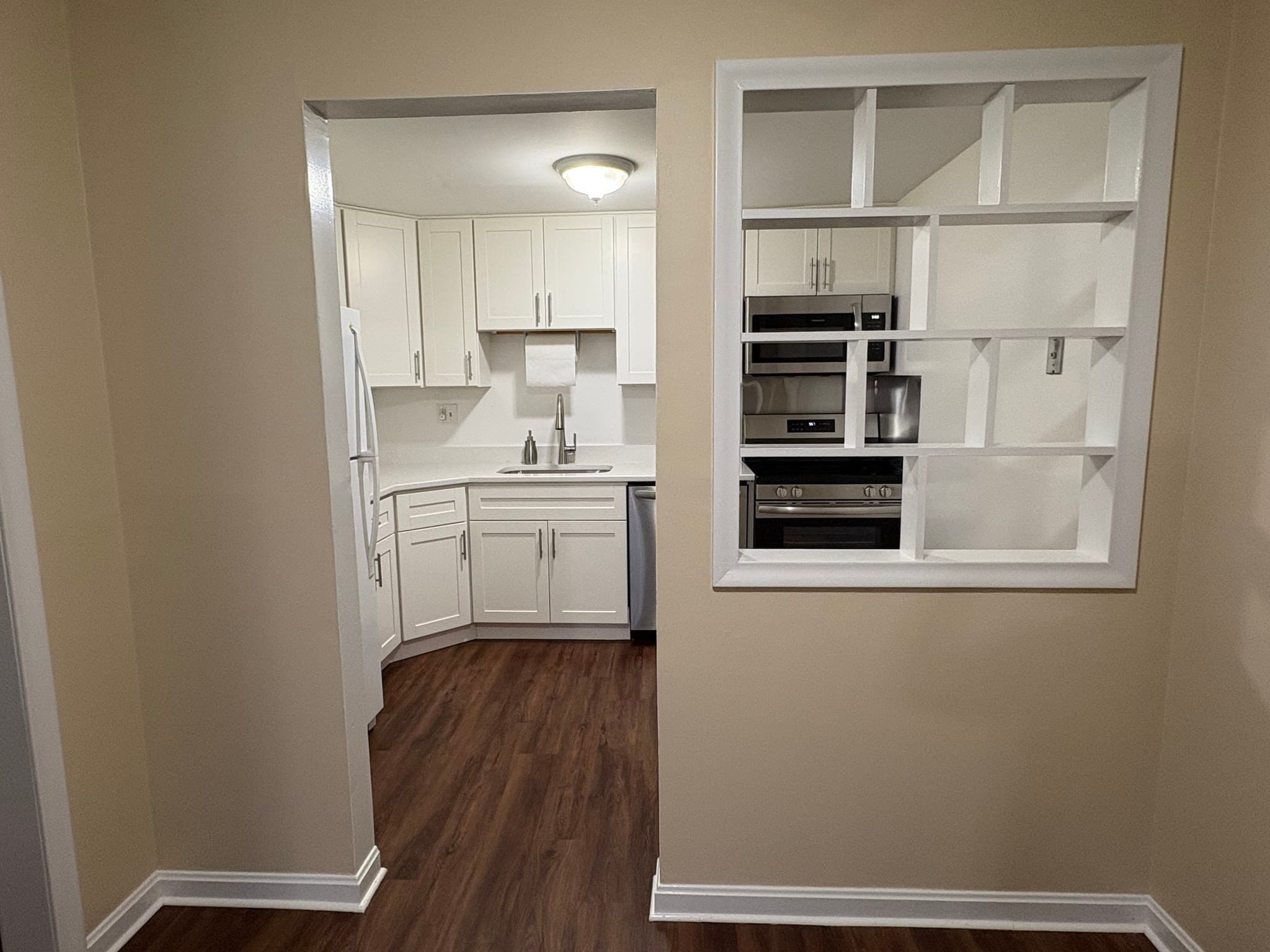 Condominium at 39 Berlin St # 301, Clinton MA 01510, Clinton, photo 2 of 21