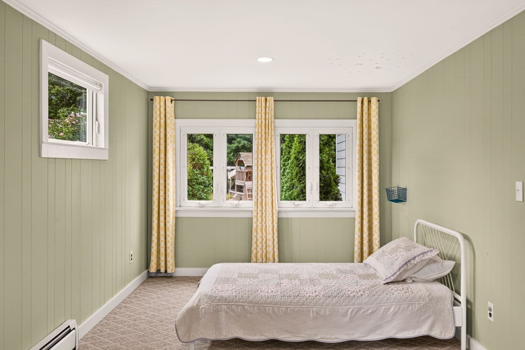 Single Family Residence at 50 Pine St, Falmouth MA 02556, Falmouth, photo 17 of 42