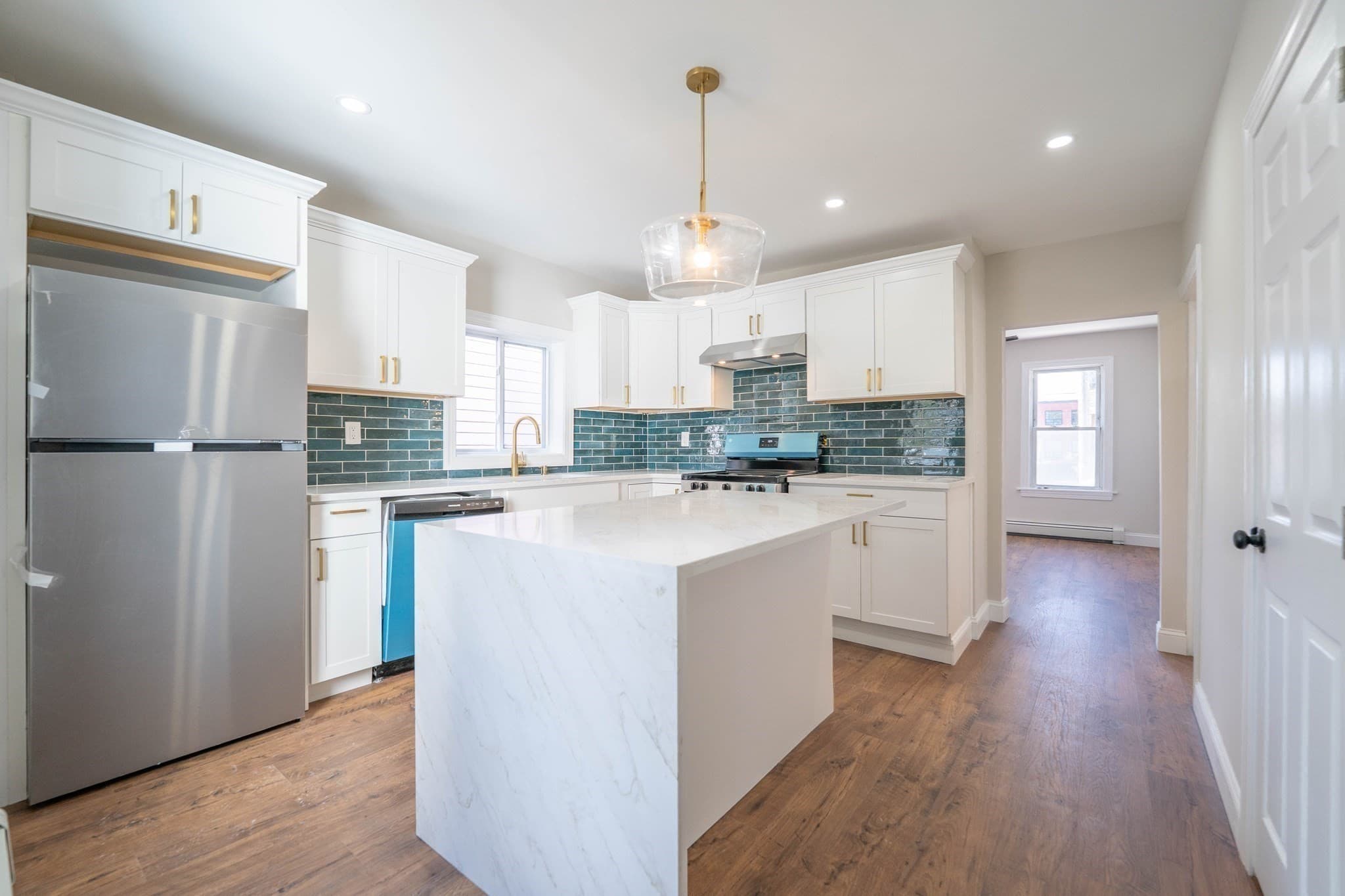 Single Family Residence at 148 Cedar St, New Bedford MA 02740, photo 8 of 22