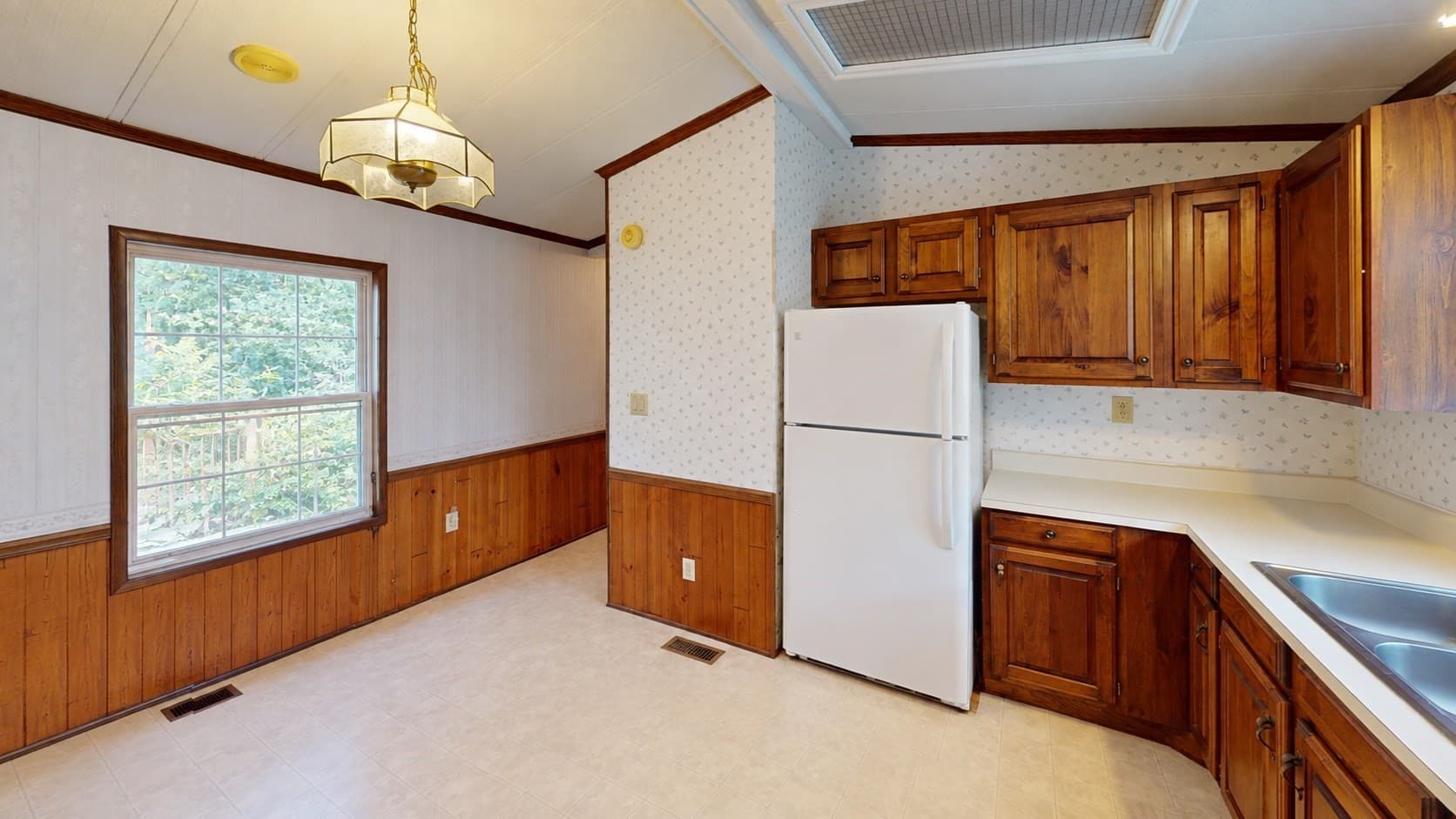 Mobile Home at 9 Jordan Way, Pepperell MA 01463, photo 17 of 31