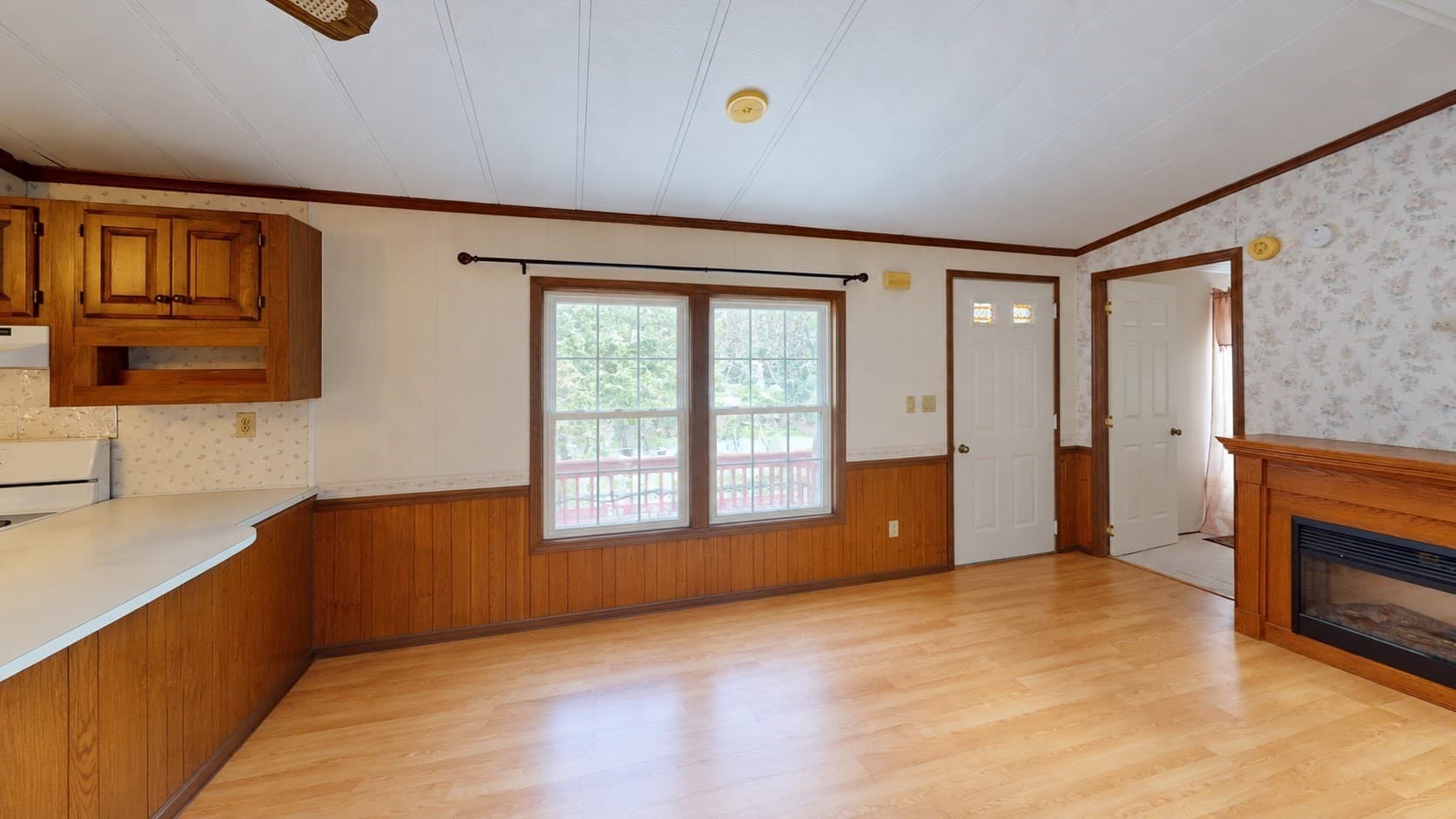 Mobile Home at 9 Jordan Way, Pepperell MA 01463, photo 11 of 31