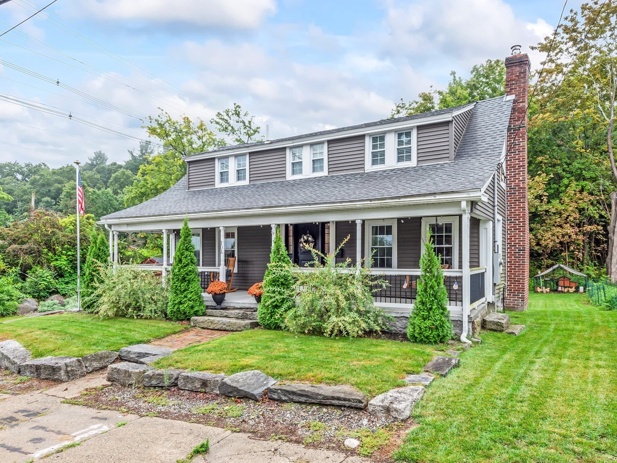101 S Main St, Uxbridge MA 01569