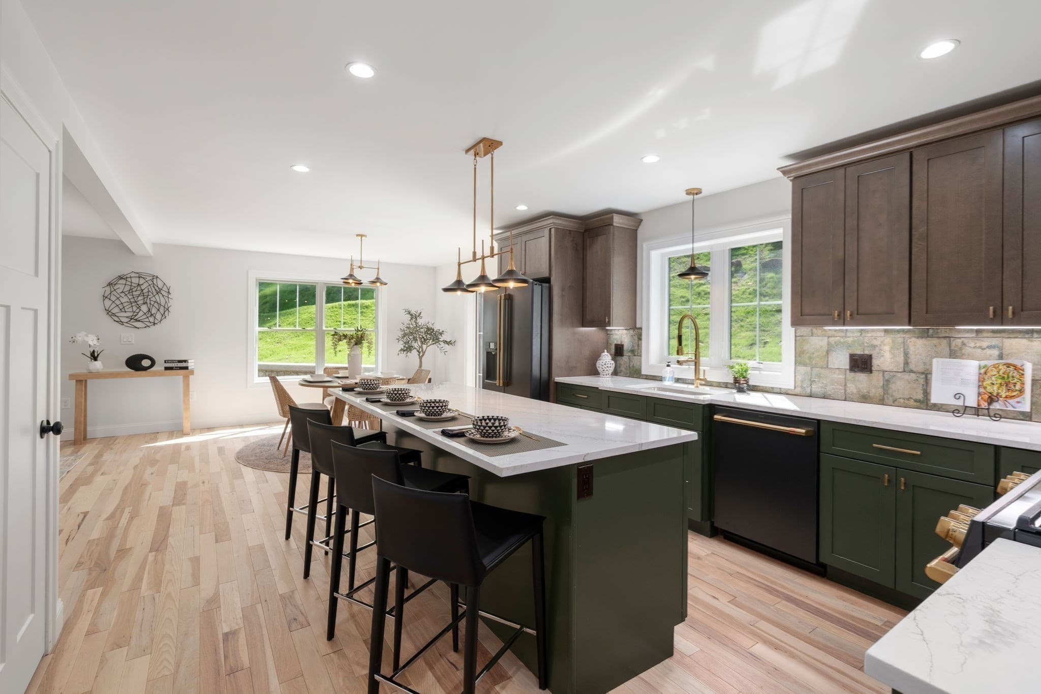 Single Family Residence at 3052 Foster St, Palmer MA 01069, Palmer, photo 9 of 34