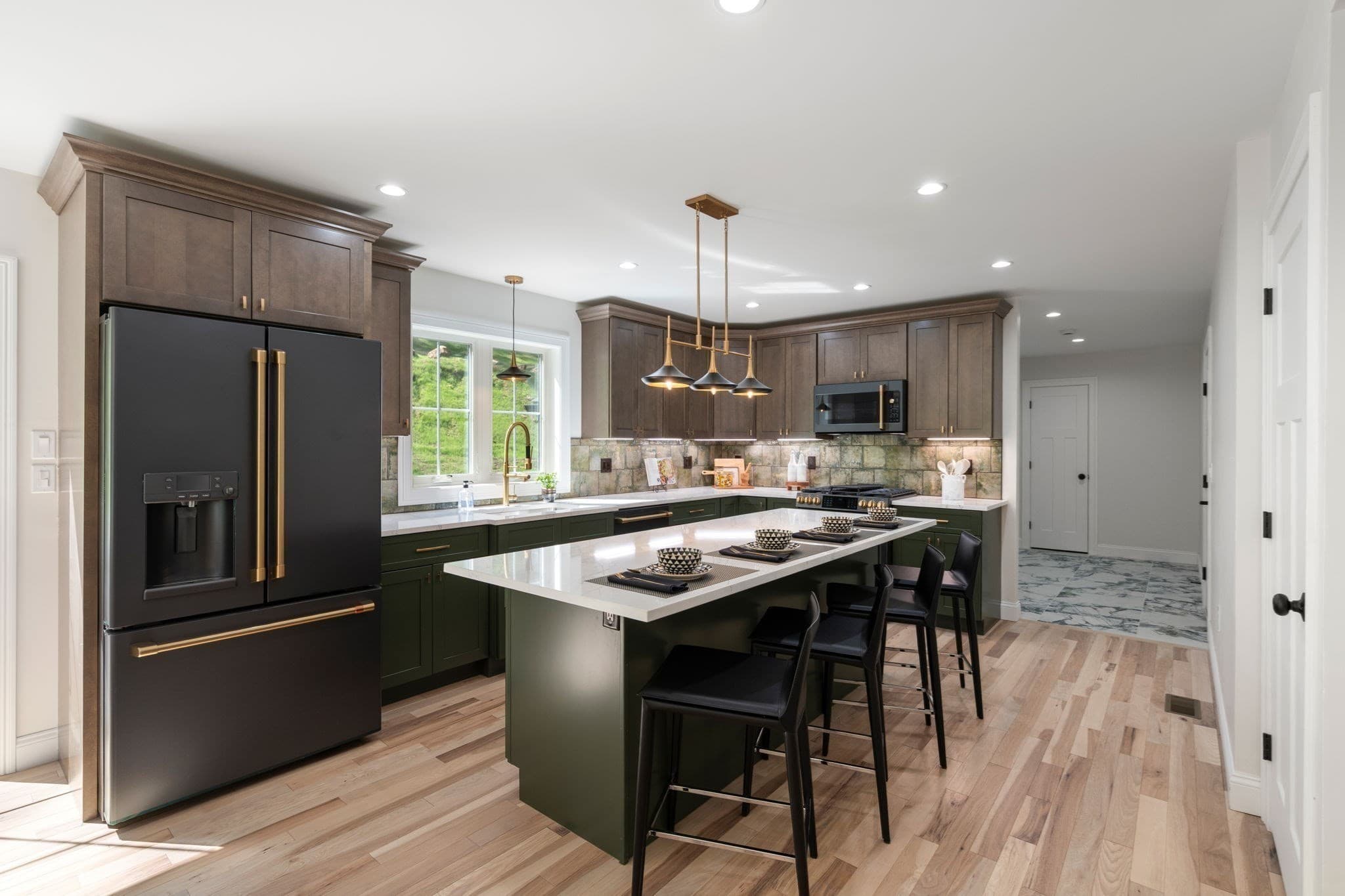 Single Family Residence at 3052 Foster St, Palmer MA 01069, Palmer, photo 4 of 34