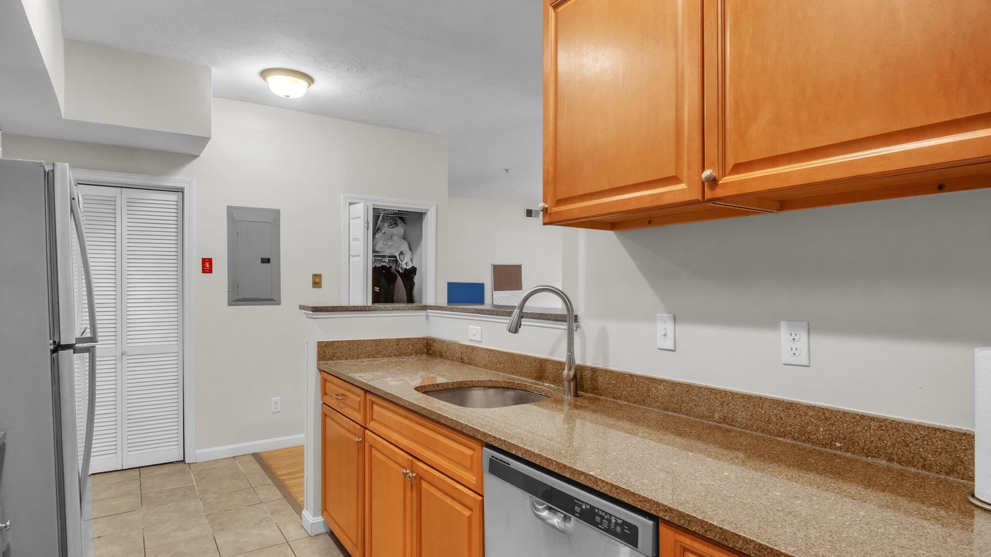 Condominium at 10 Felton St # 105, Brockton MA 02301, Brockton, photo 5 of 34