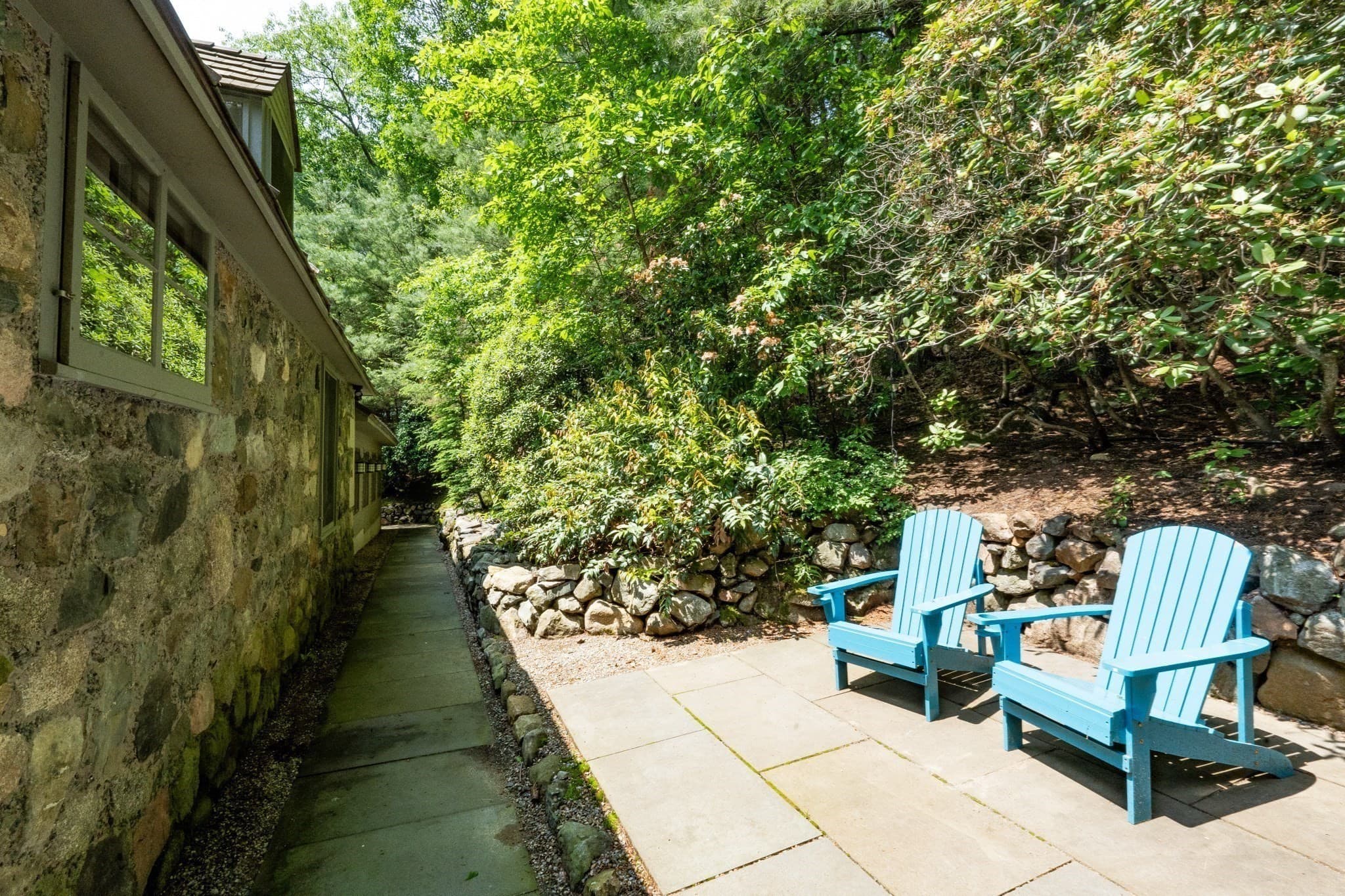 Single Family Residence at 120 Church St, Weston MA 02493, Weston, photo 3 of 27