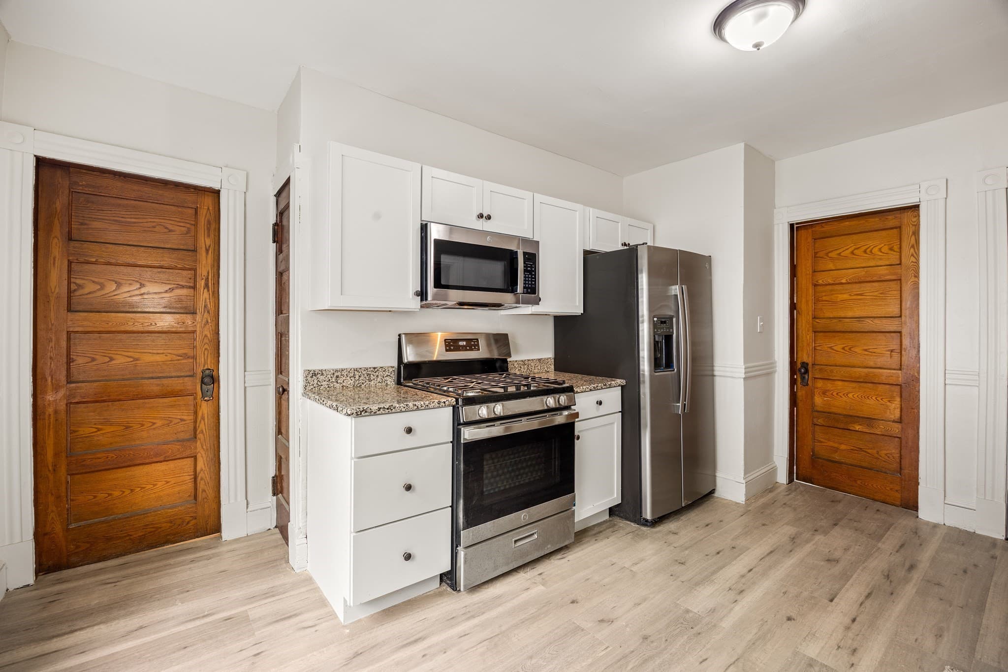 Single Family Residence at 136 Marsden Street, Springfield MA 01109, Springfield, photo 11 of 29