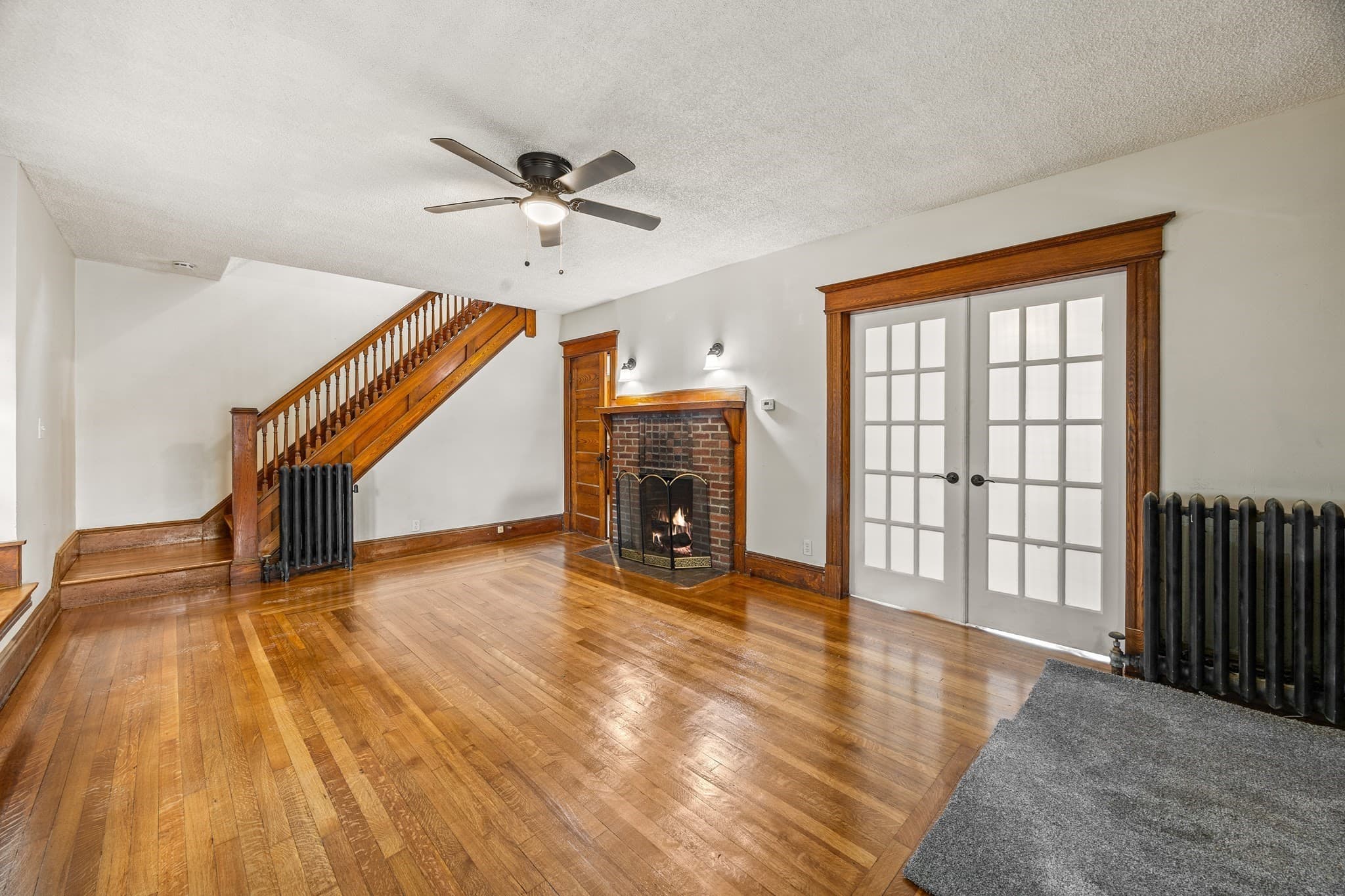 Single Family Residence at 136 Marsden Street, Springfield MA 01109, Springfield, photo 4 of 29