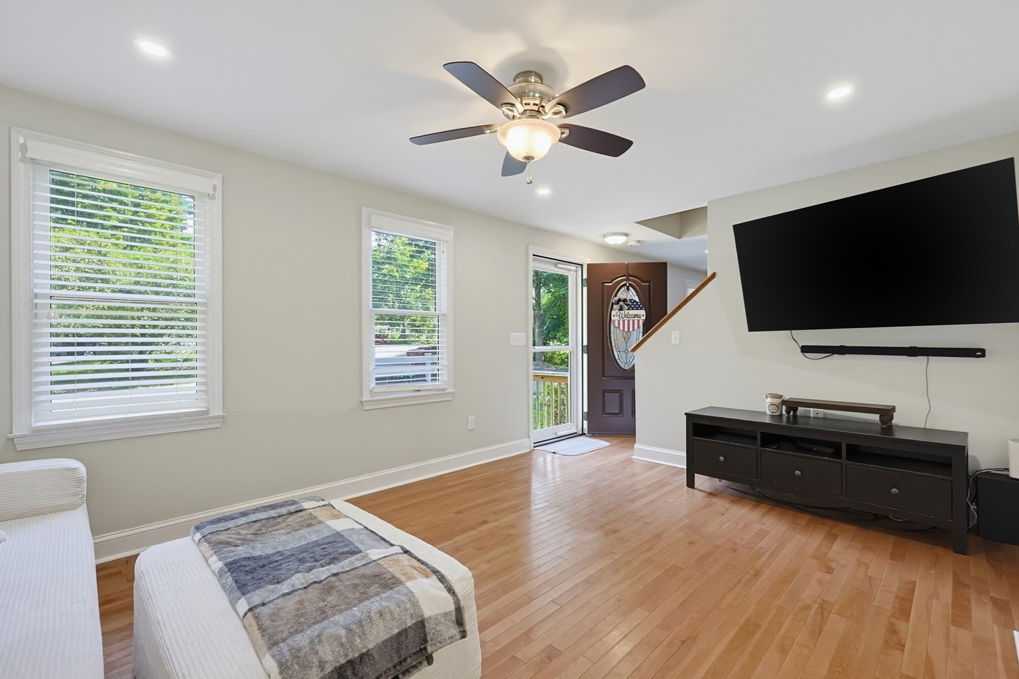 Single Family Residence at 22 Starrett Ave, Middleboro MA 02346, Middleboro, photo 3 of 36