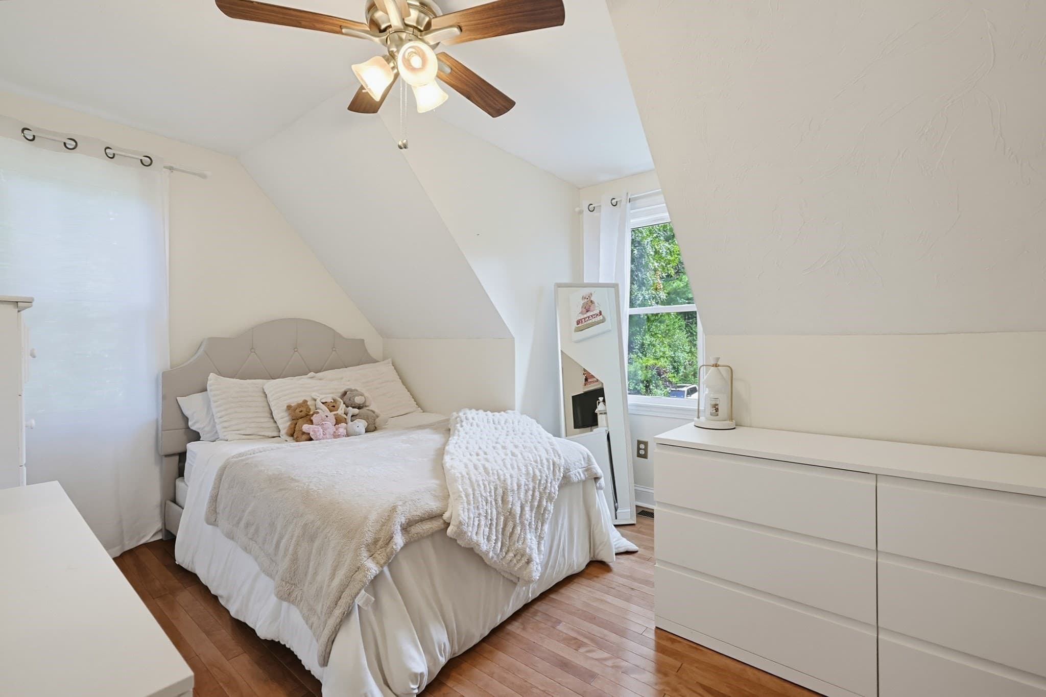Single Family Residence at 22 Starrett Ave, Middleboro MA 02346, Middleboro, photo 25 of 36