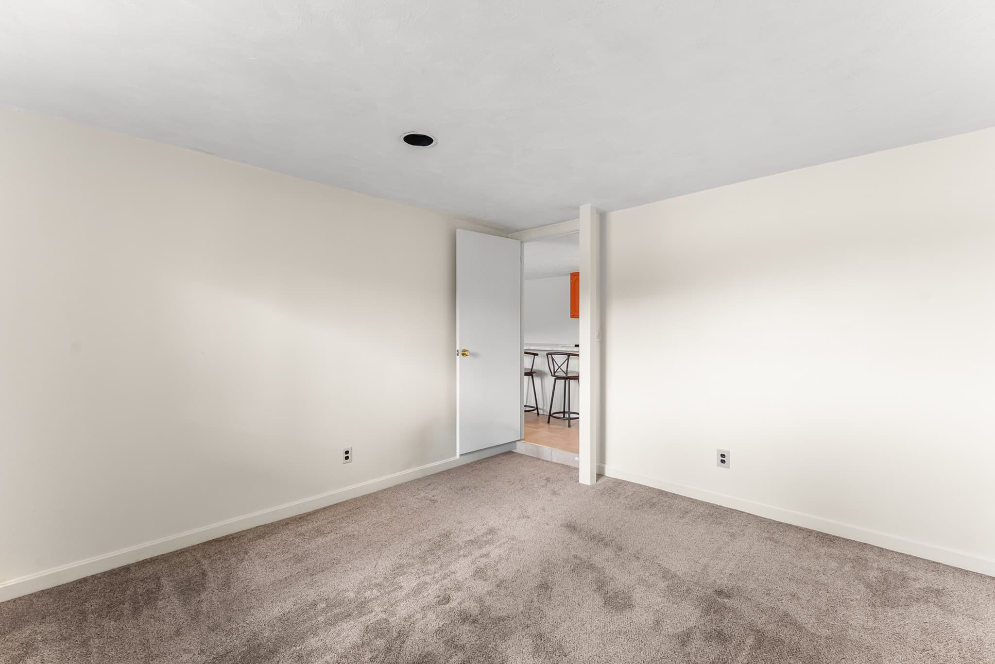 Single Family Residence at 290 Oakridge Ave, North Attleboro MA 02760, North Attleboro, photo 26 of 42