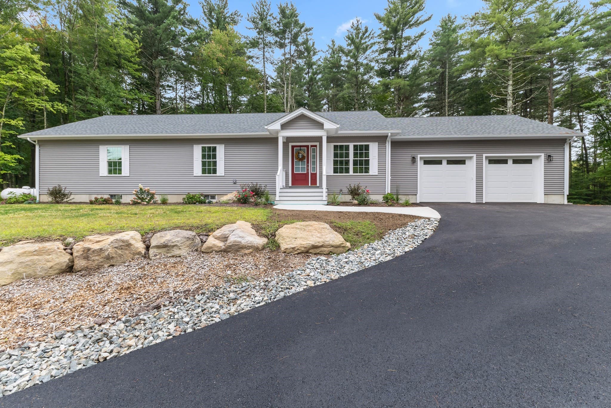 199 Palmer Road, Brimfield MA 01010