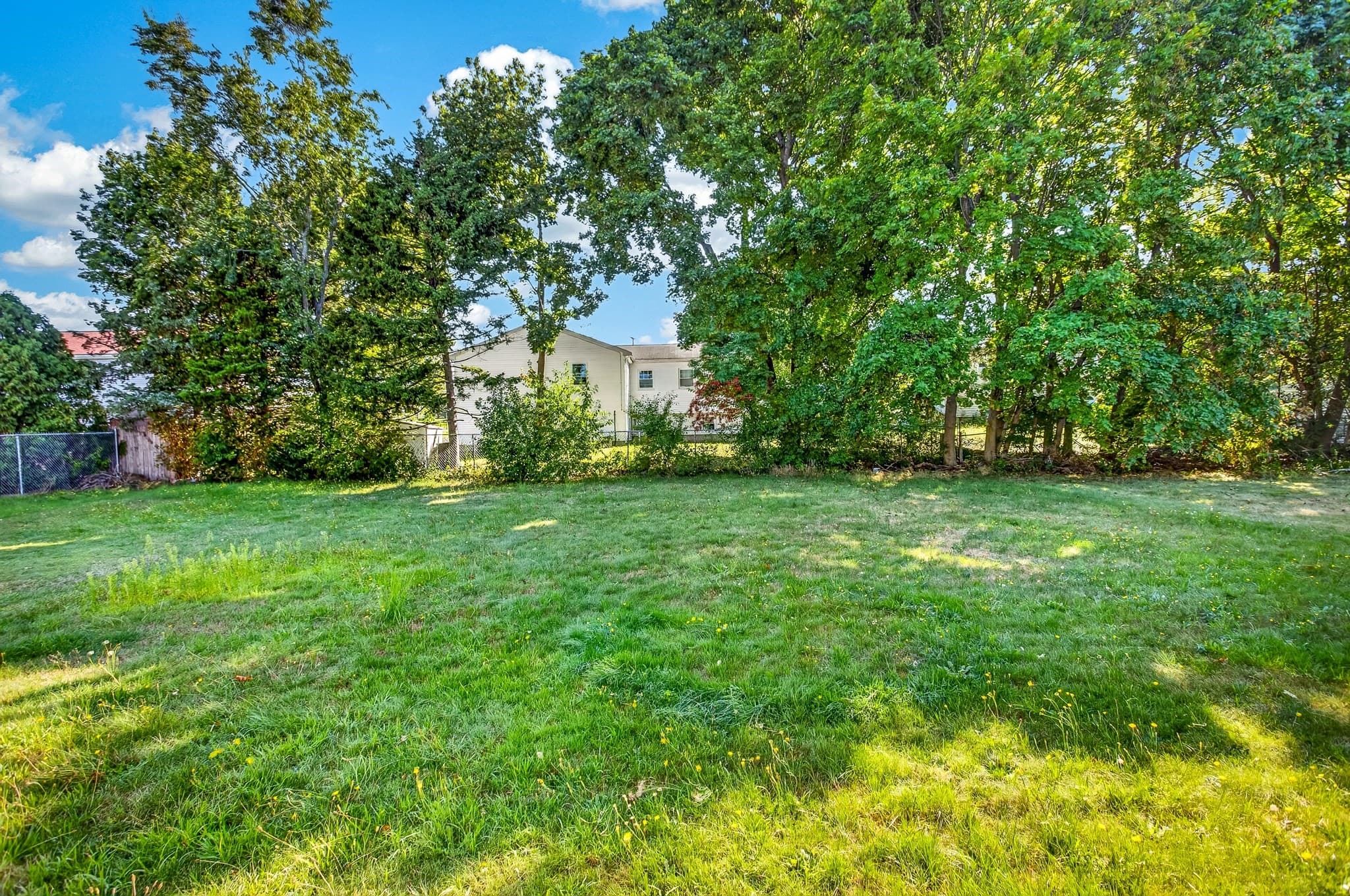 Single Family Residence at 19 Oak Ridge Dr E, Brockton MA 02301, Brockton, photo 14 of 33