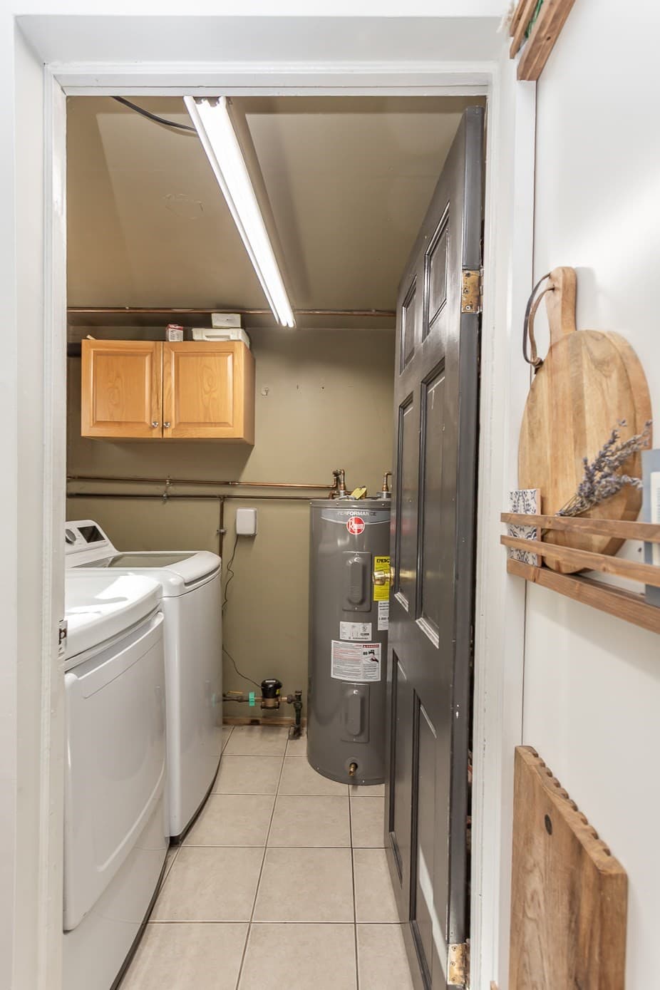 Single Family Residence at 719 Warren Ave, Swansea MA 02777, Swansea, photo 11 of 35