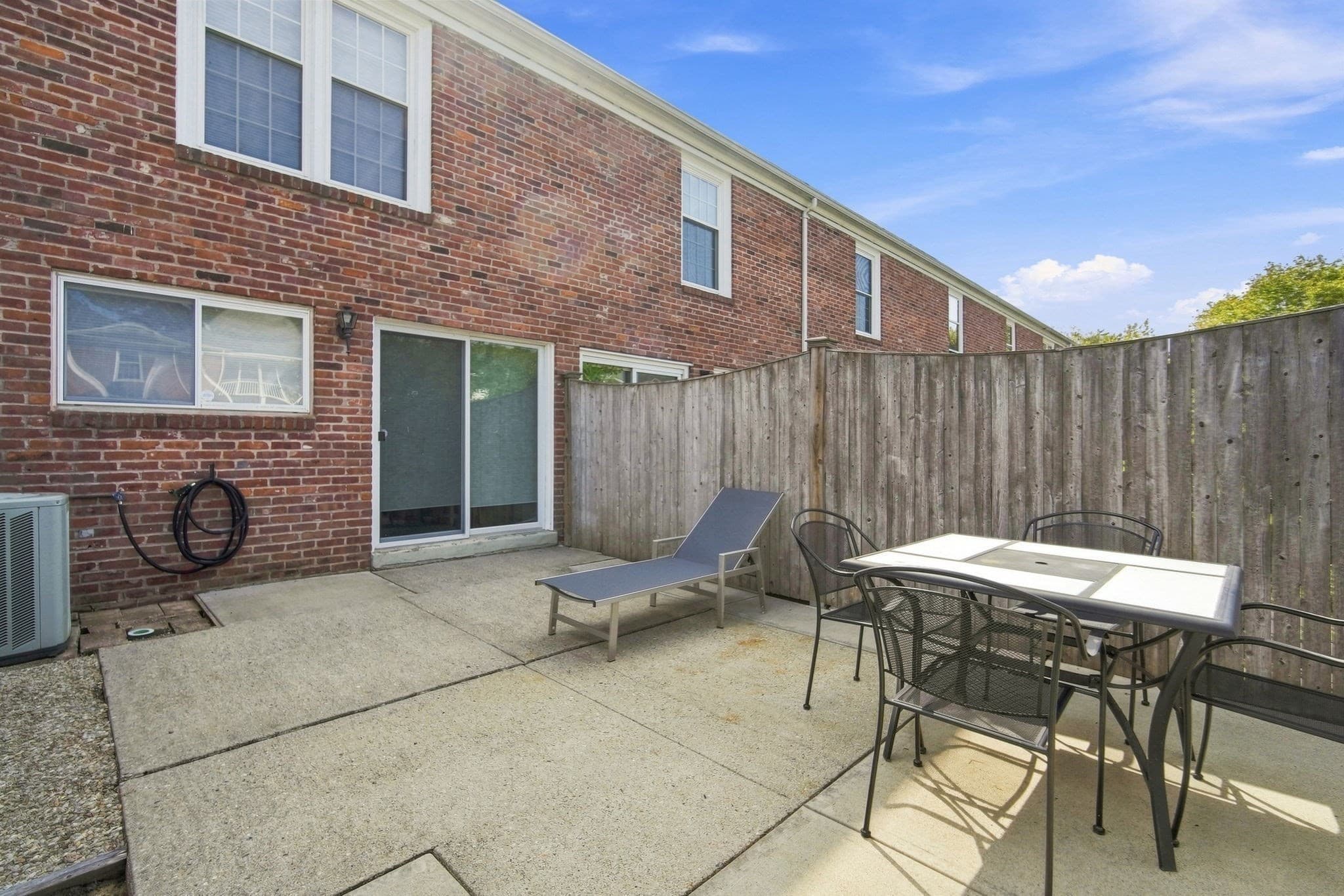 Condominium at 37 Williamsburg Dr # 37, Springfield MA 01108, Springfield, photo 24 of 36