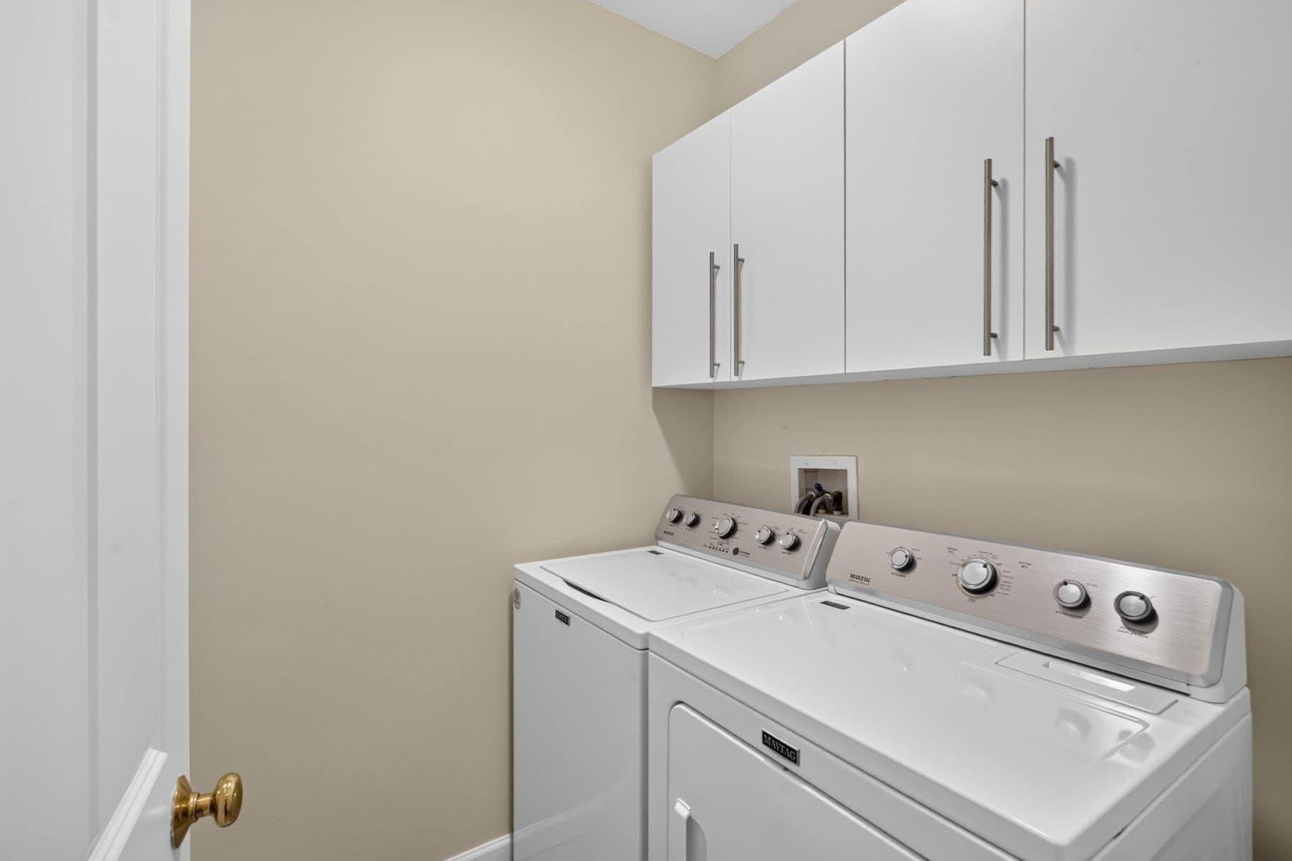 Single Family Residence at 26 Cross Wind, Plymouth MA 02360, photo 6 of 31