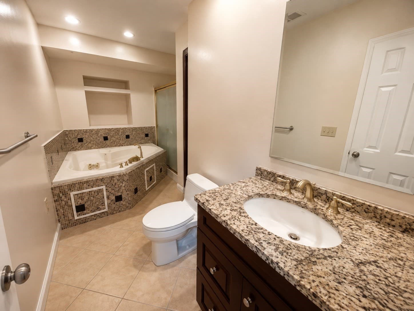 Condominium at 29 Church Street # 24, Weymouth MA 02189, photo 13 of 18